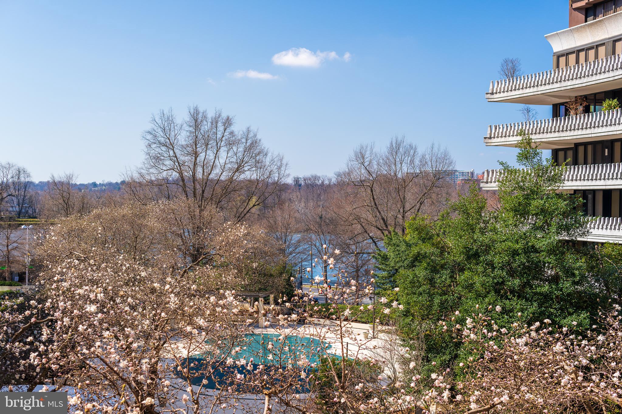 FOGGY BOTTOM - Residential