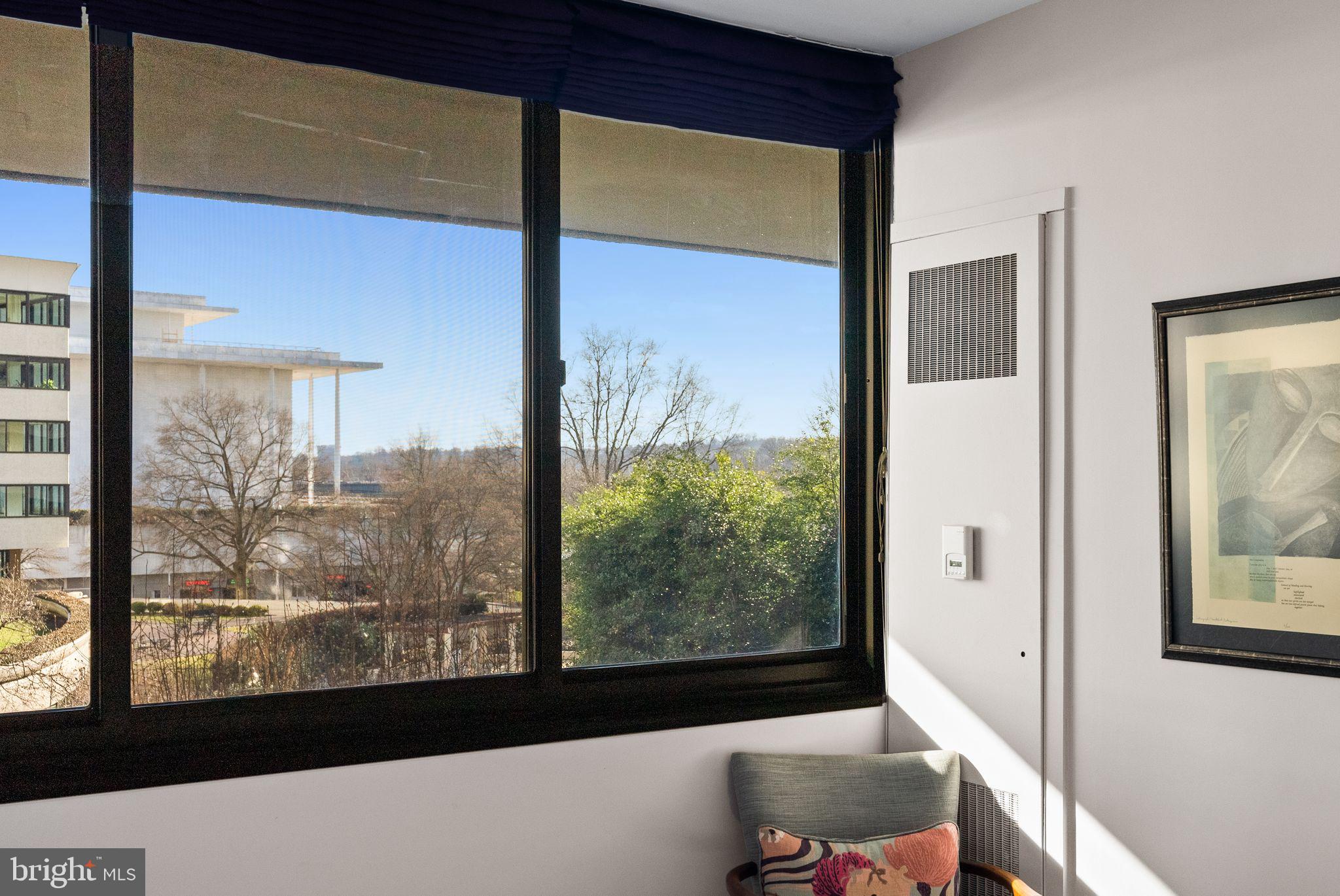 FOGGY BOTTOM - Residential