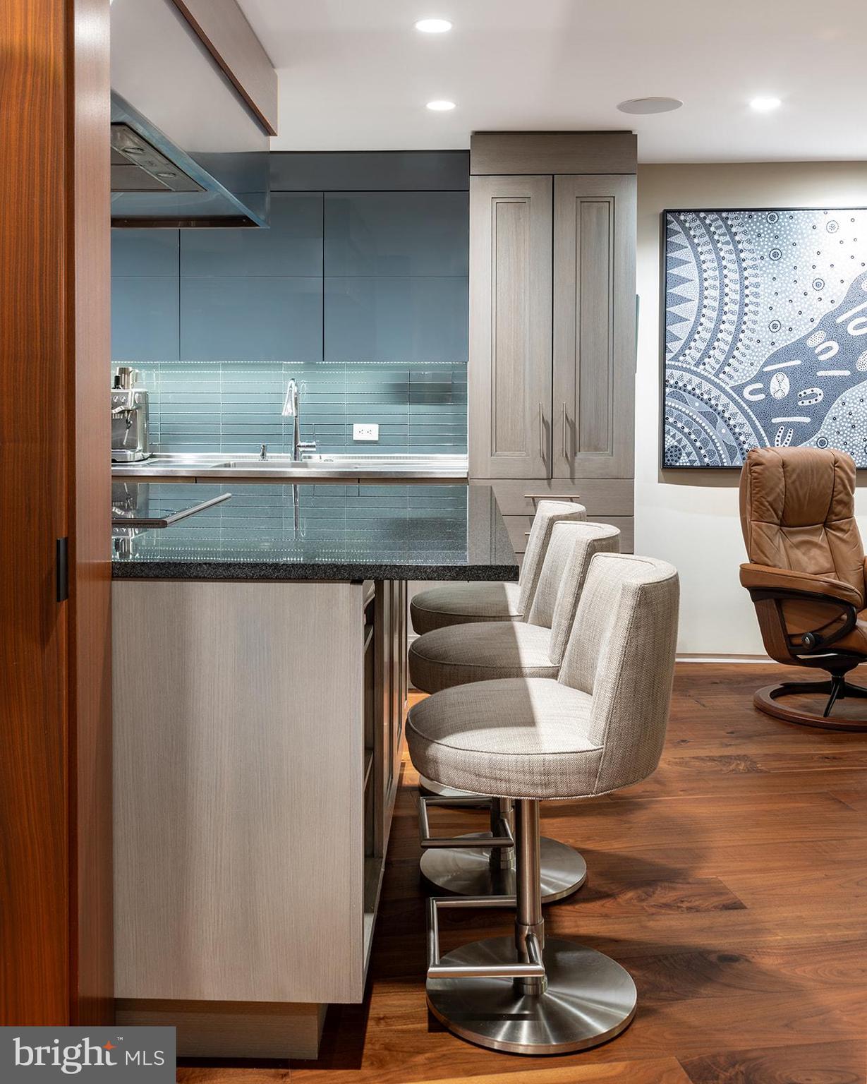 FOGGY BOTTOM - Residential