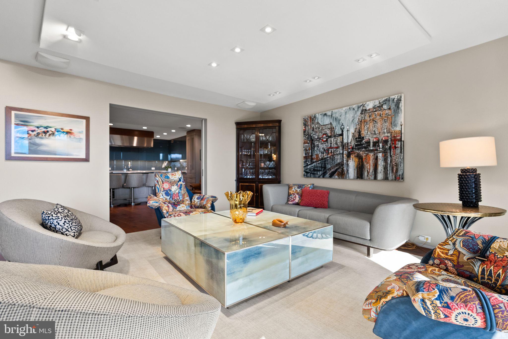 FOGGY BOTTOM - Residential