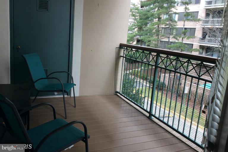 SAVOY PARK CONDOMINIUMS - Residential Lease