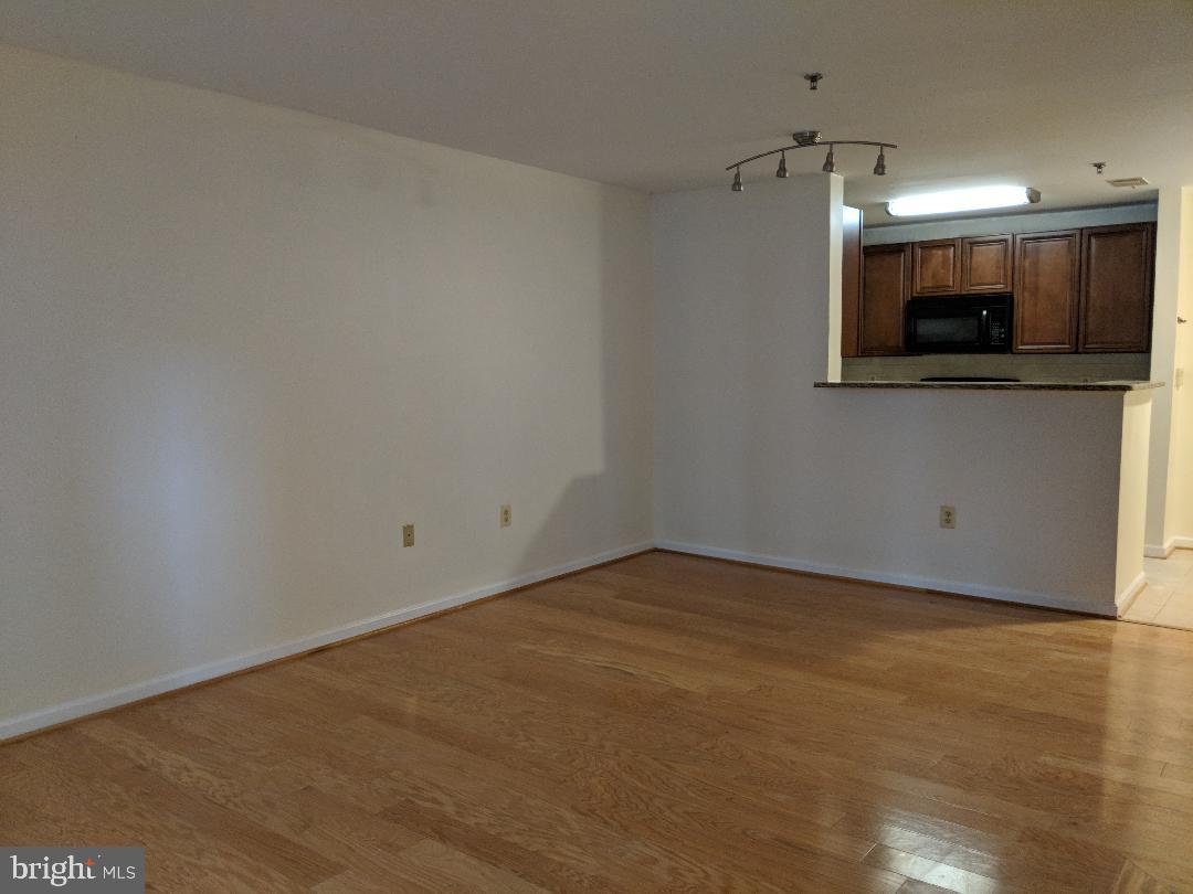 SAVOY PARK CONDOMINIUMS - Residential Lease