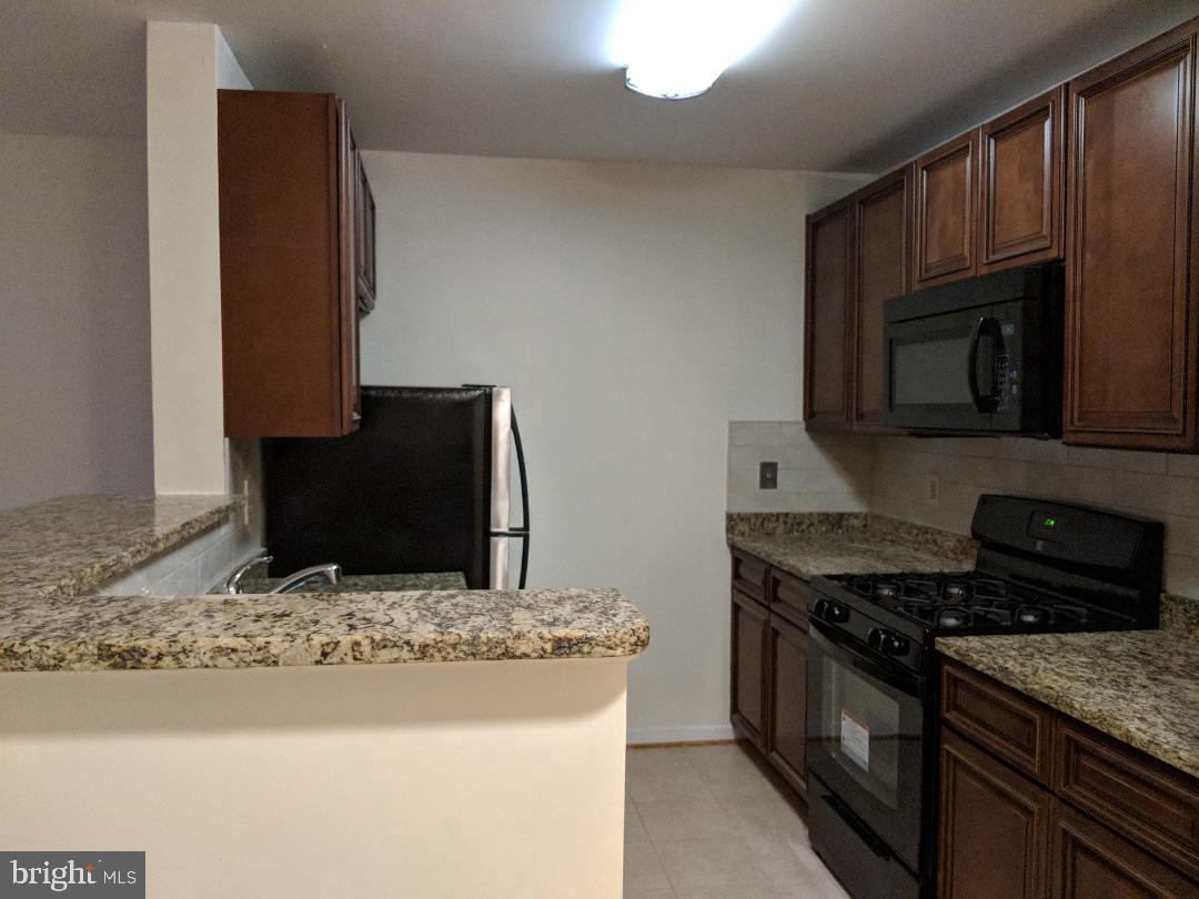 SAVOY PARK CONDOMINIUMS - Residential Lease