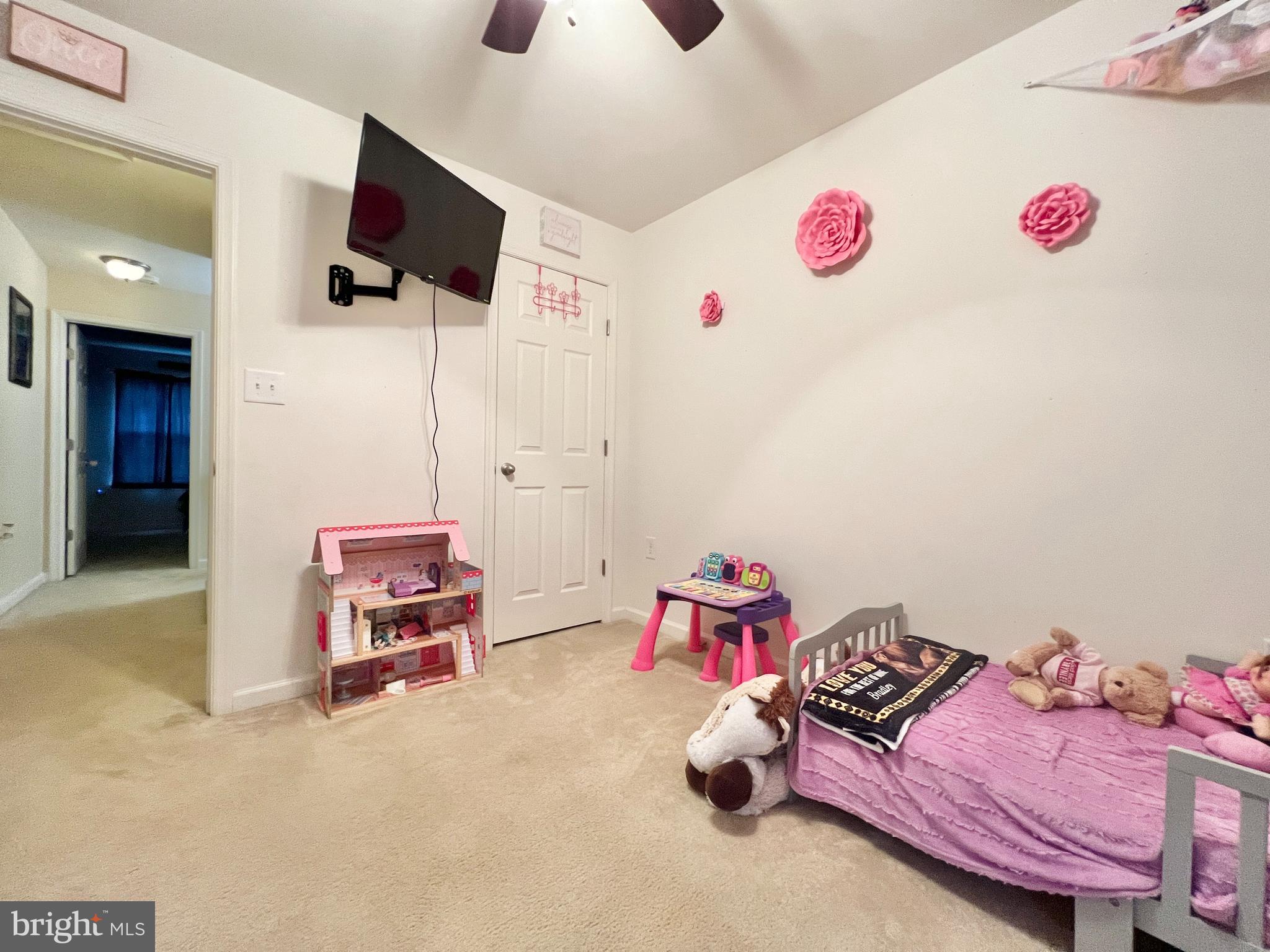 STONEBROOK VILLAGE - Residential