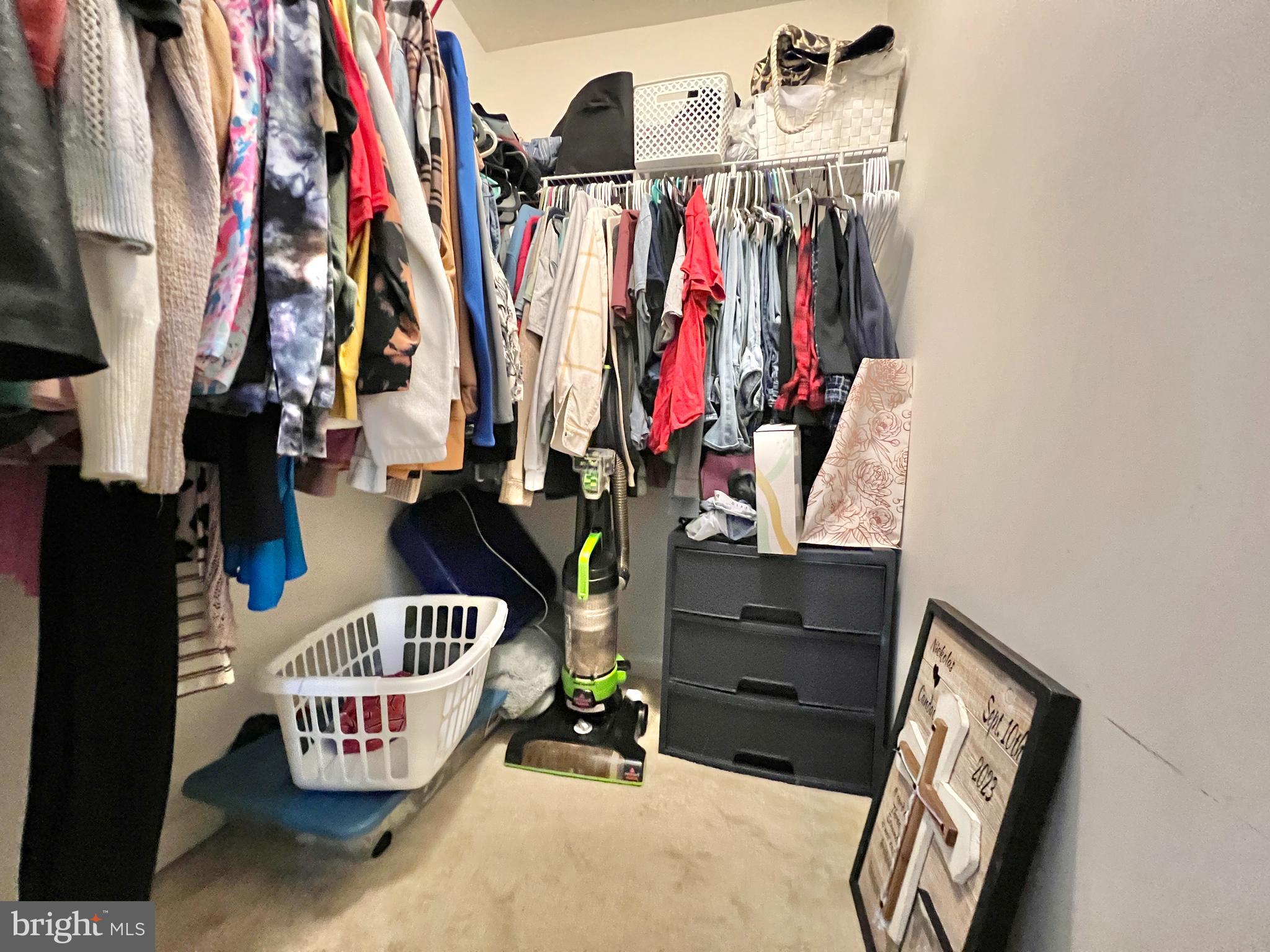 STONEBROOK VILLAGE - Residential