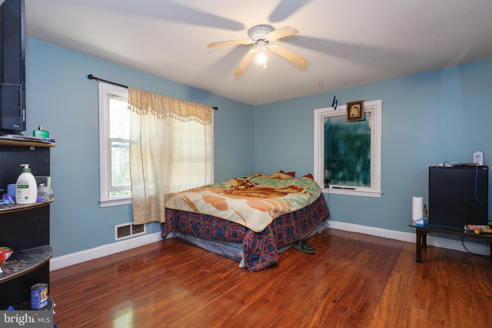 MONTGOMERY HIGHLANDS ESTATES - Residential