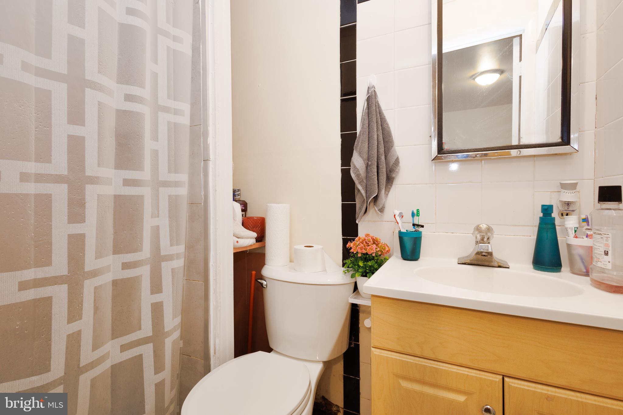 MONTGOMERY HIGHLANDS ESTATES - Residential