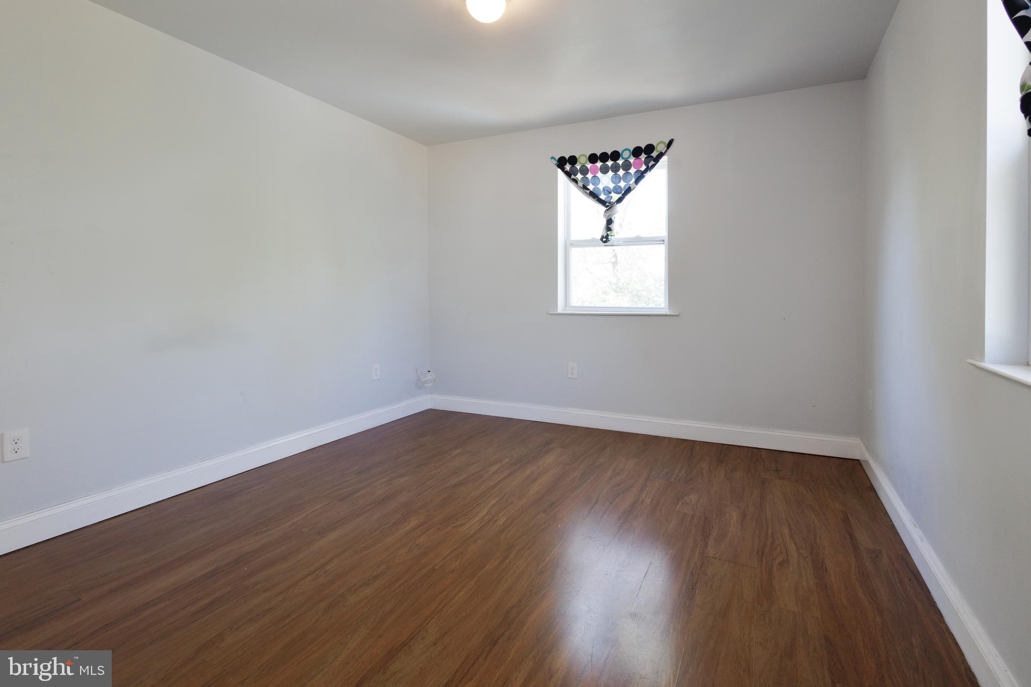 MONTGOMERY HIGHLANDS ESTATES - Residential