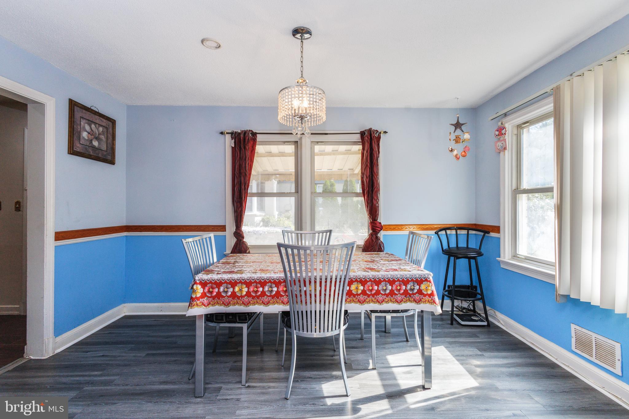 MONTGOMERY HIGHLANDS ESTATES - Residential