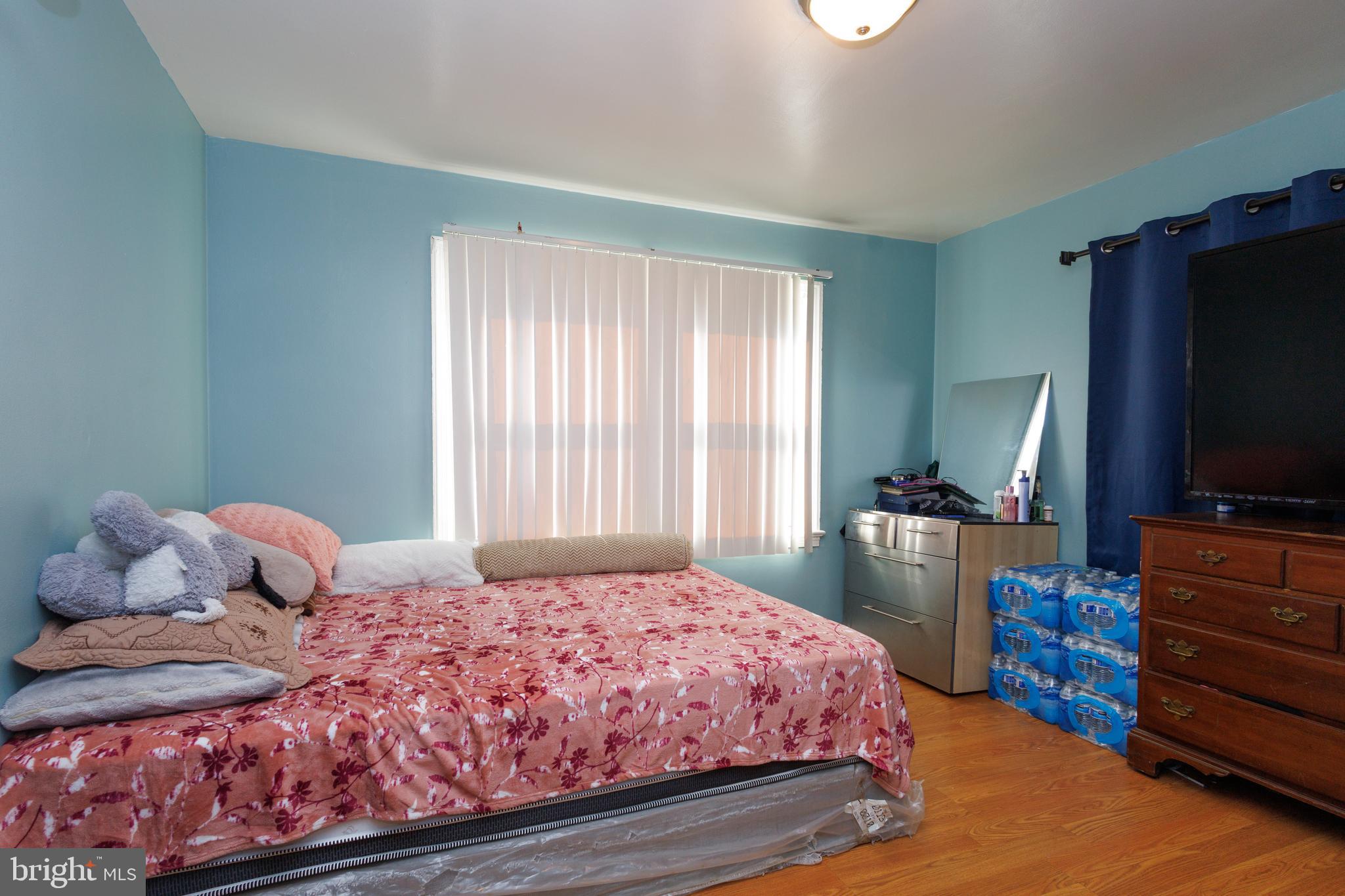 MONTGOMERY HIGHLANDS ESTATES - Residential