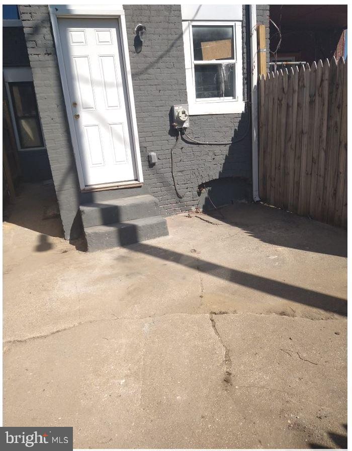 JOHNSTON SQUARE - Residential