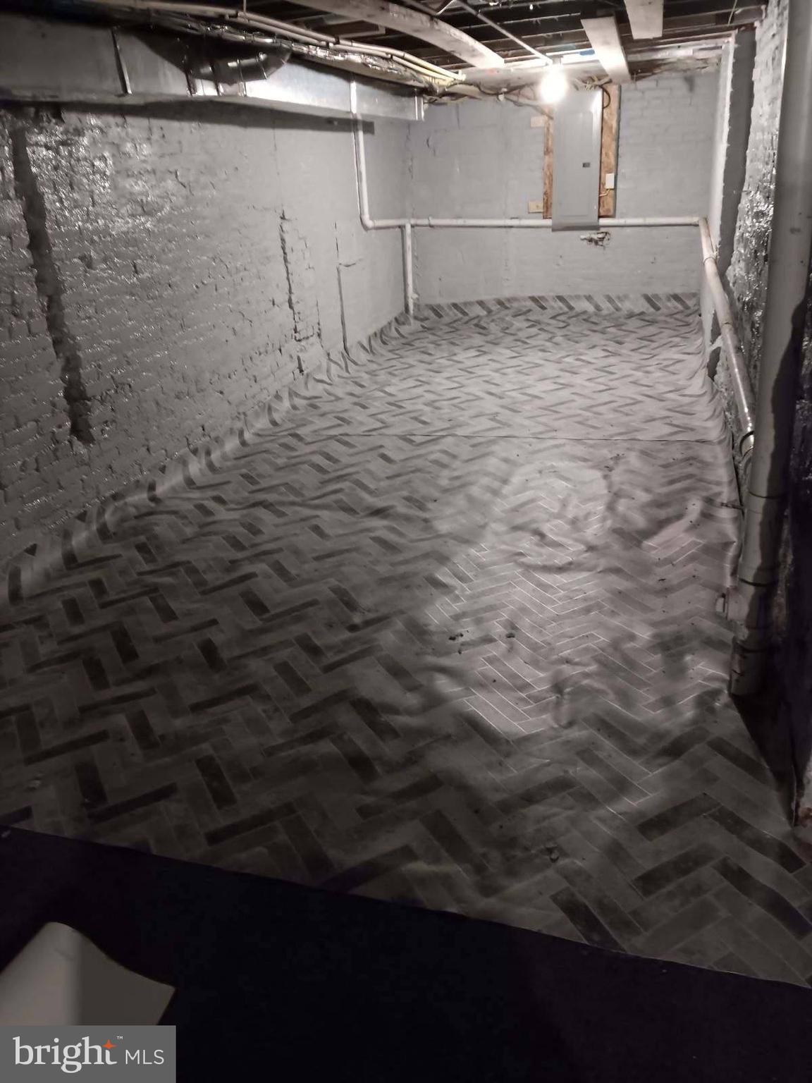 JOHNSTON SQUARE - Residential