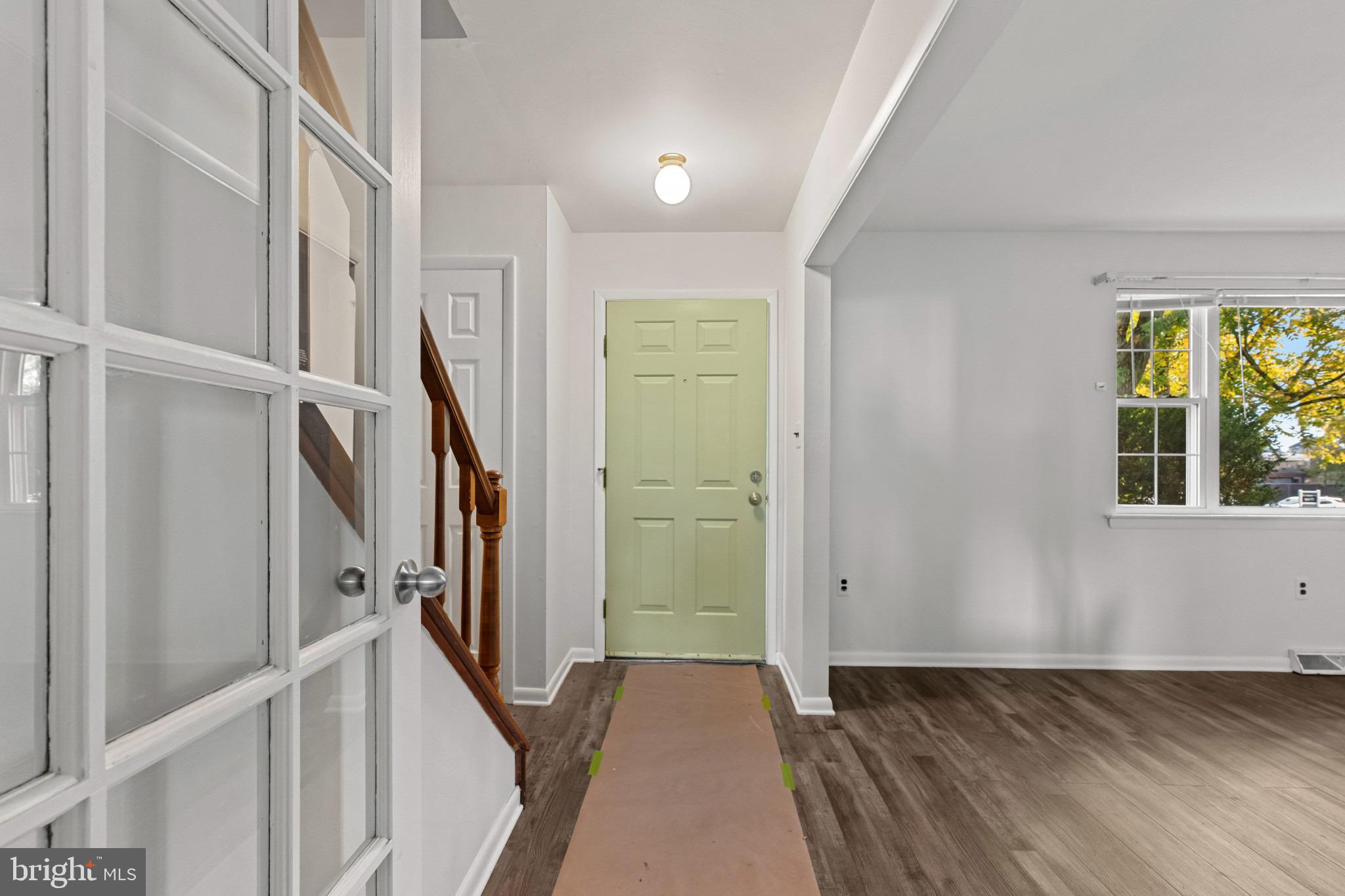 17 SMYRNA AVENUE