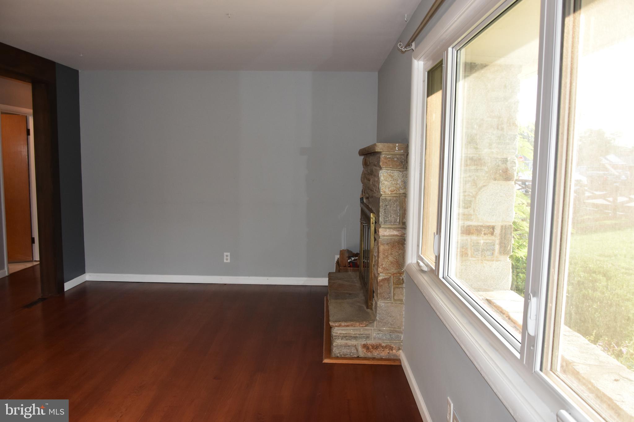 DARLEIGH MANOR - Residential