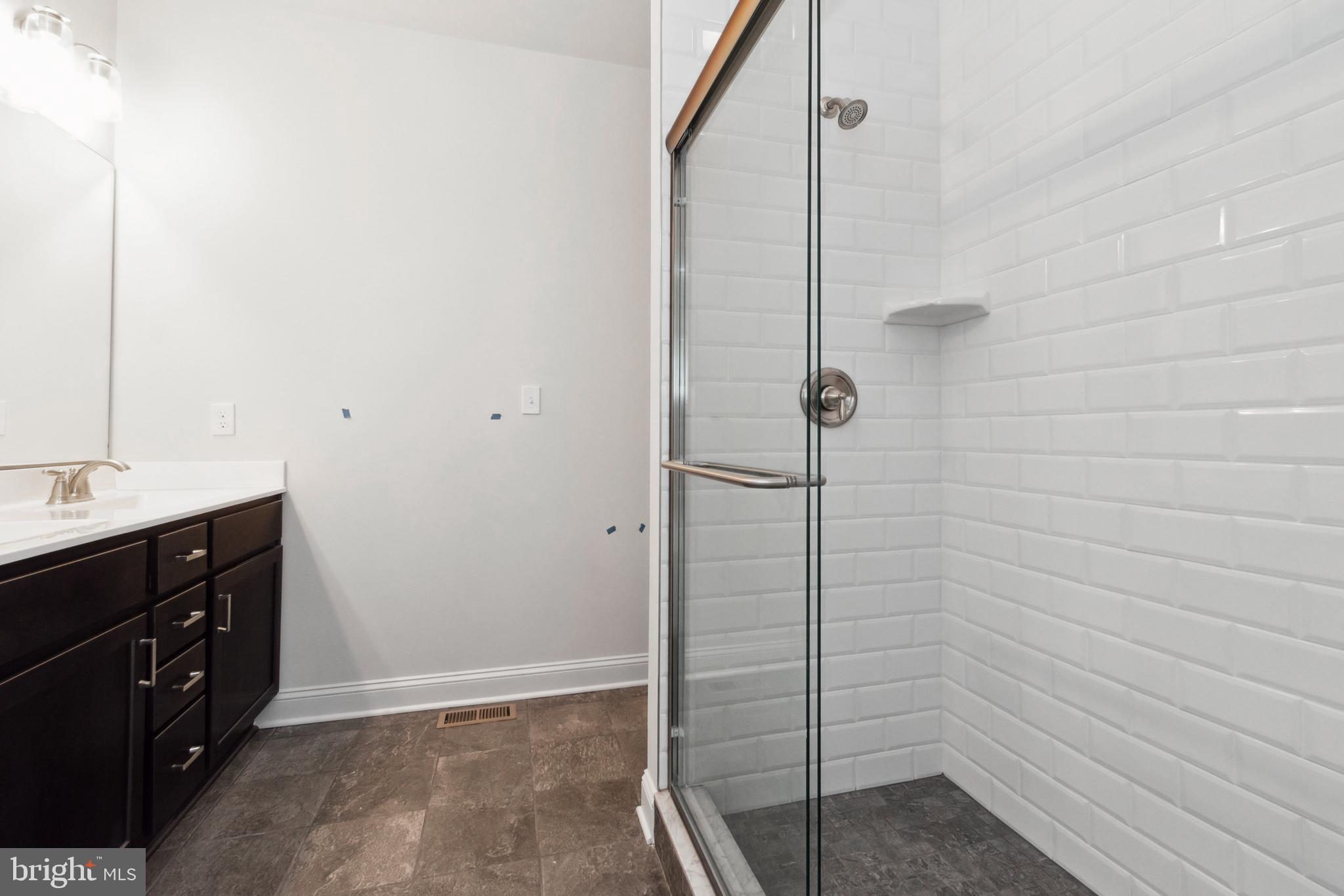 BAY BRIDGE COVE - Residential Lease