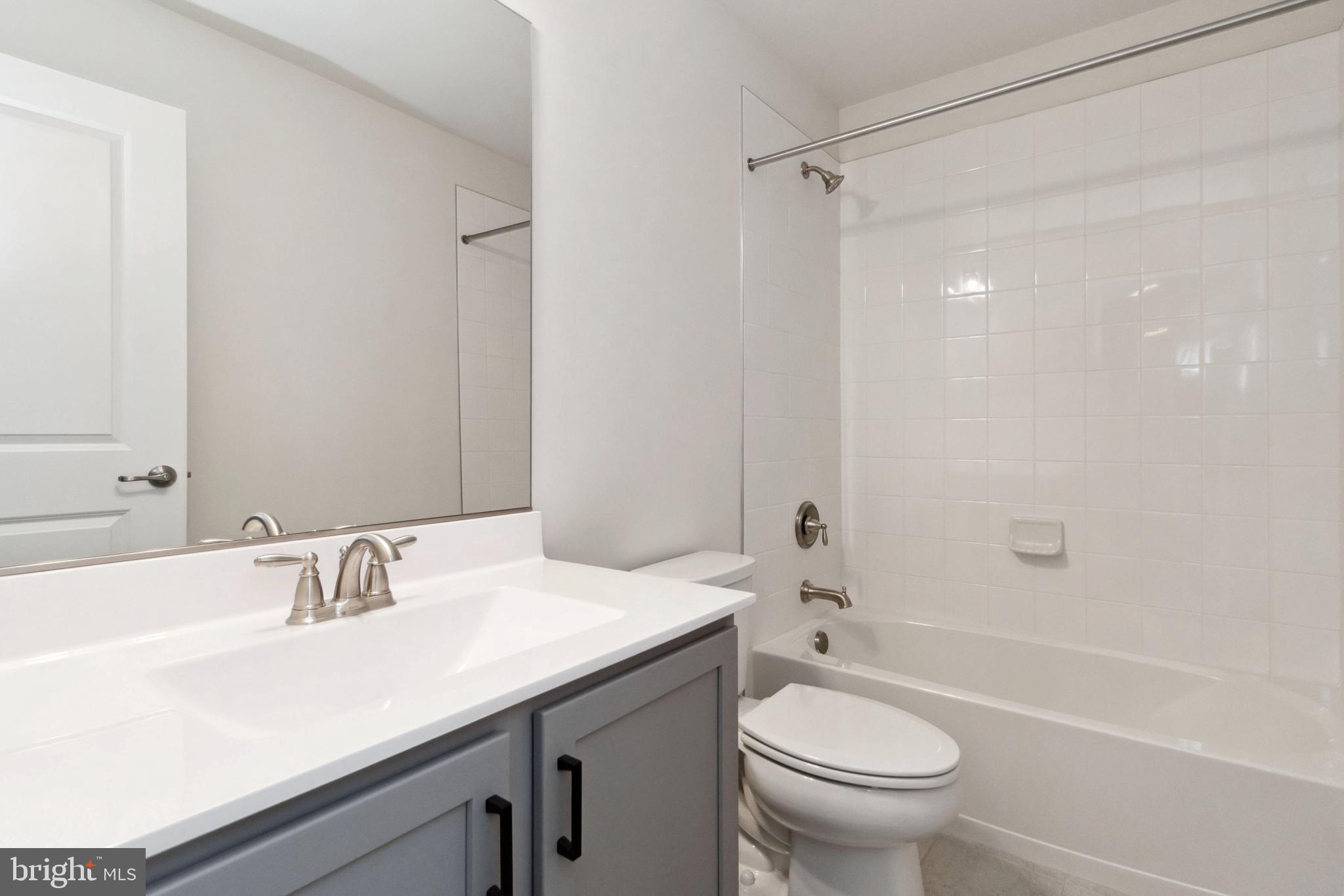 BAY BRIDGE COVE - Residential Lease