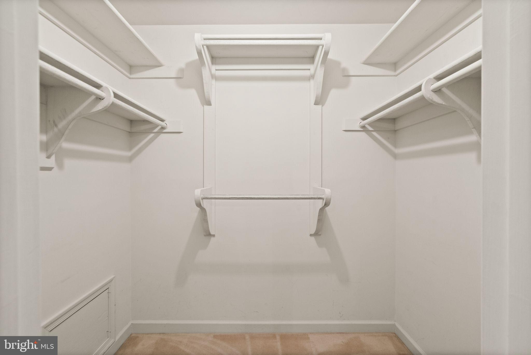 HYNSON KNOLLS - Residential