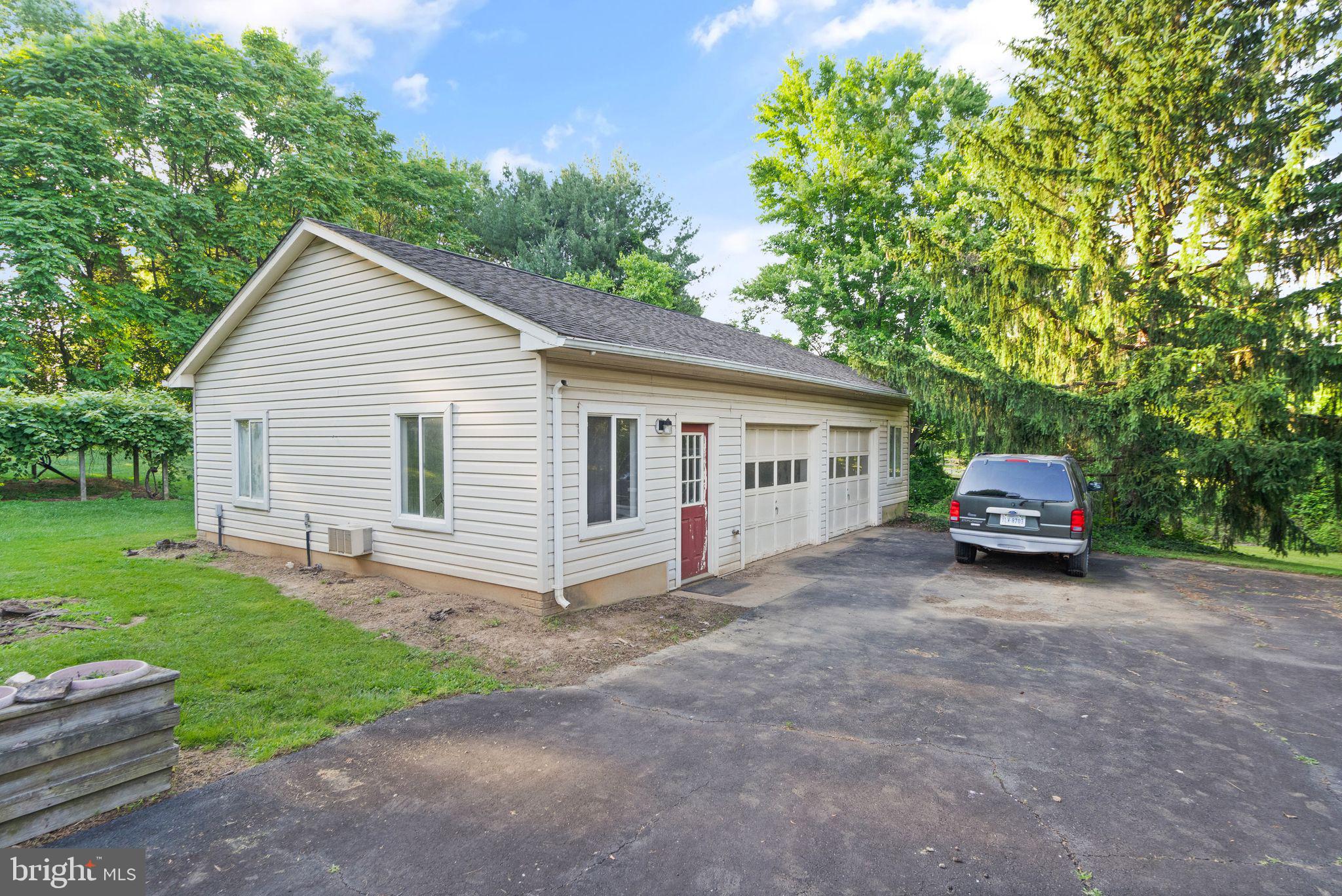 HYNSON KNOLLS - Residential