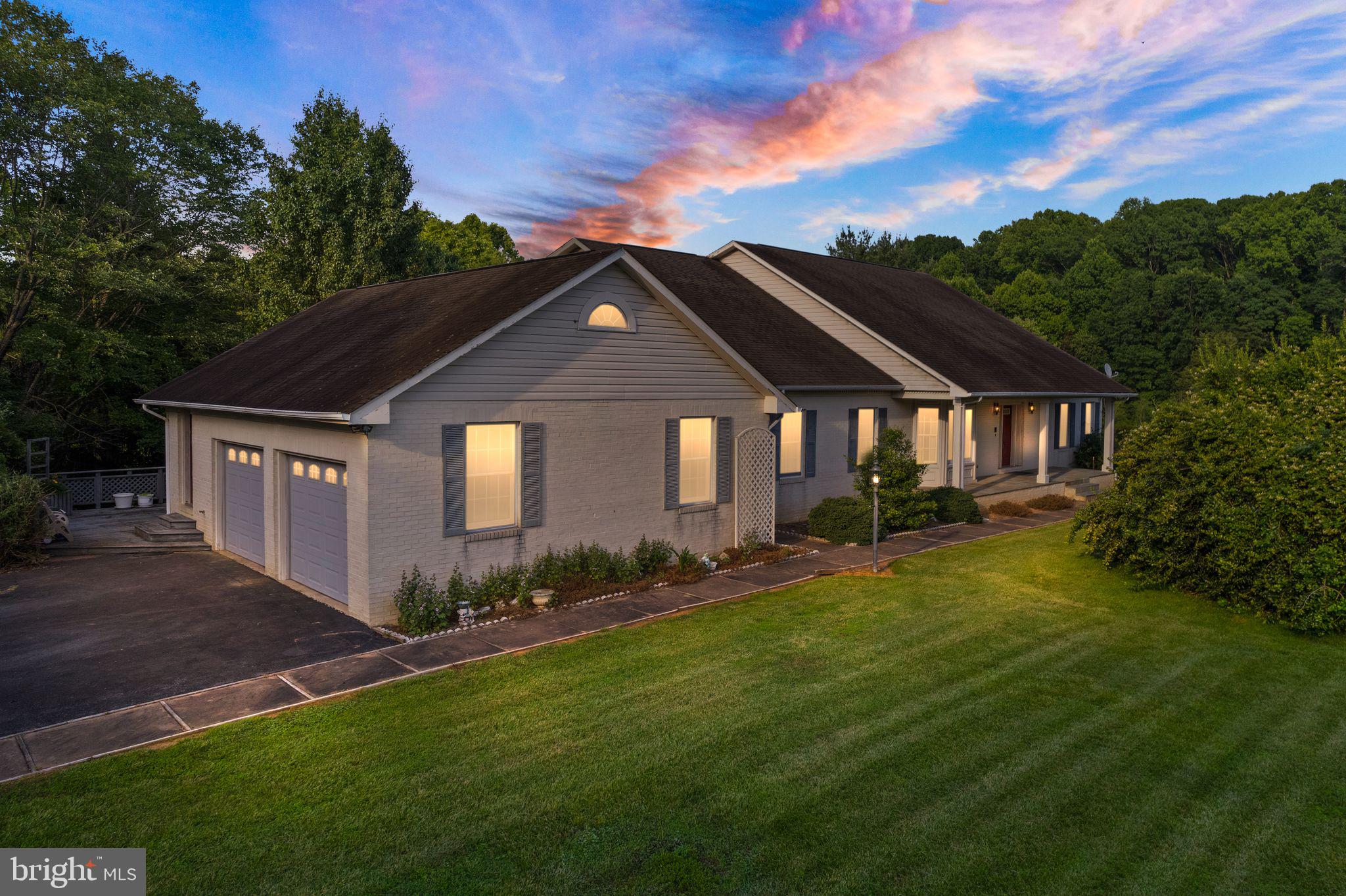 HYNSON KNOLLS - Residential