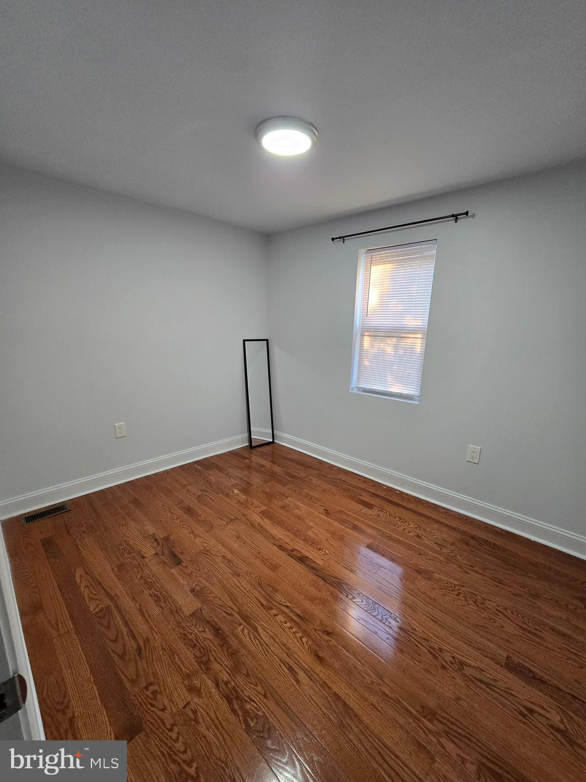 BRIDESBURG - Residential