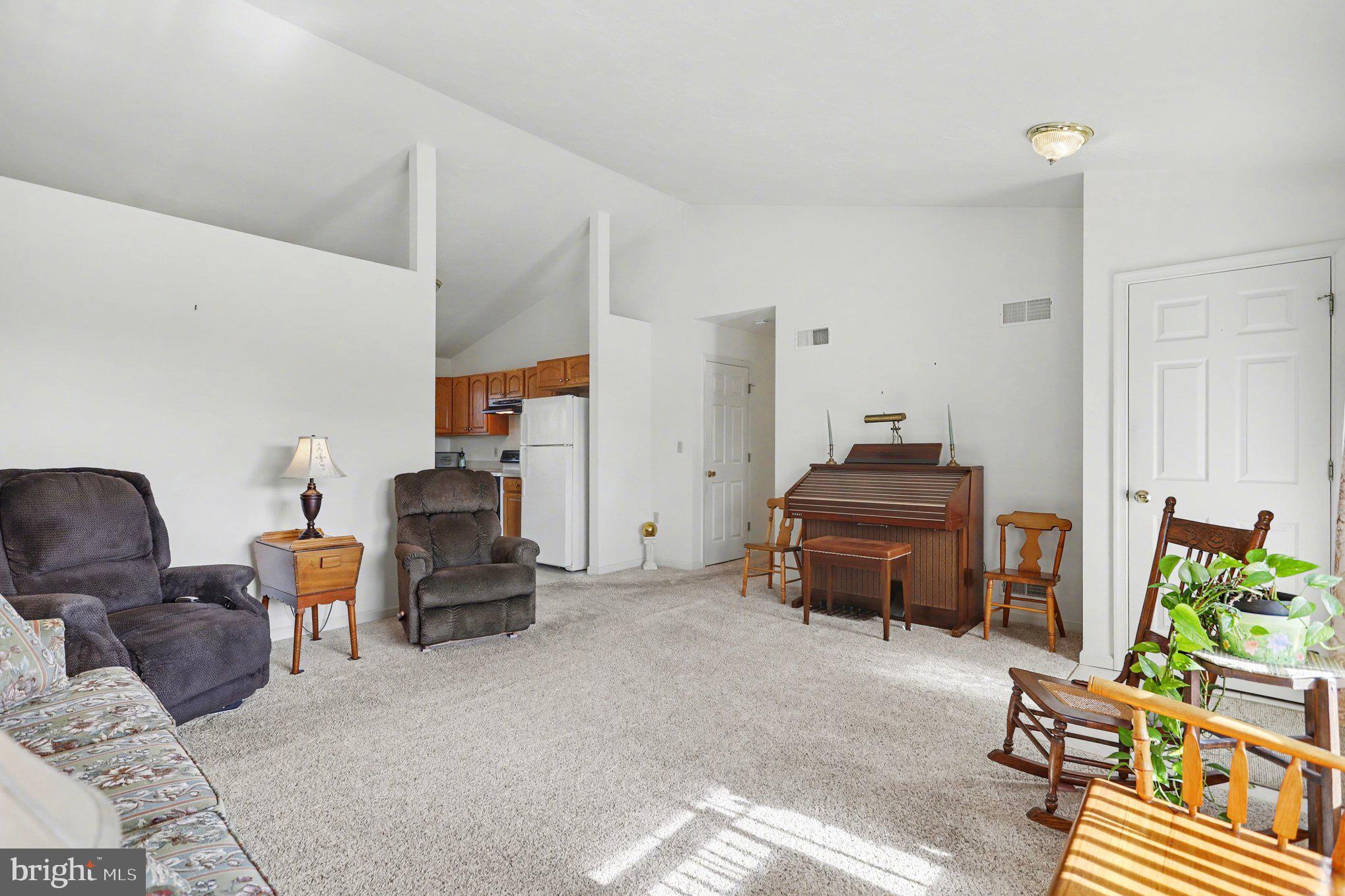 BEAVER COLONY - Residential