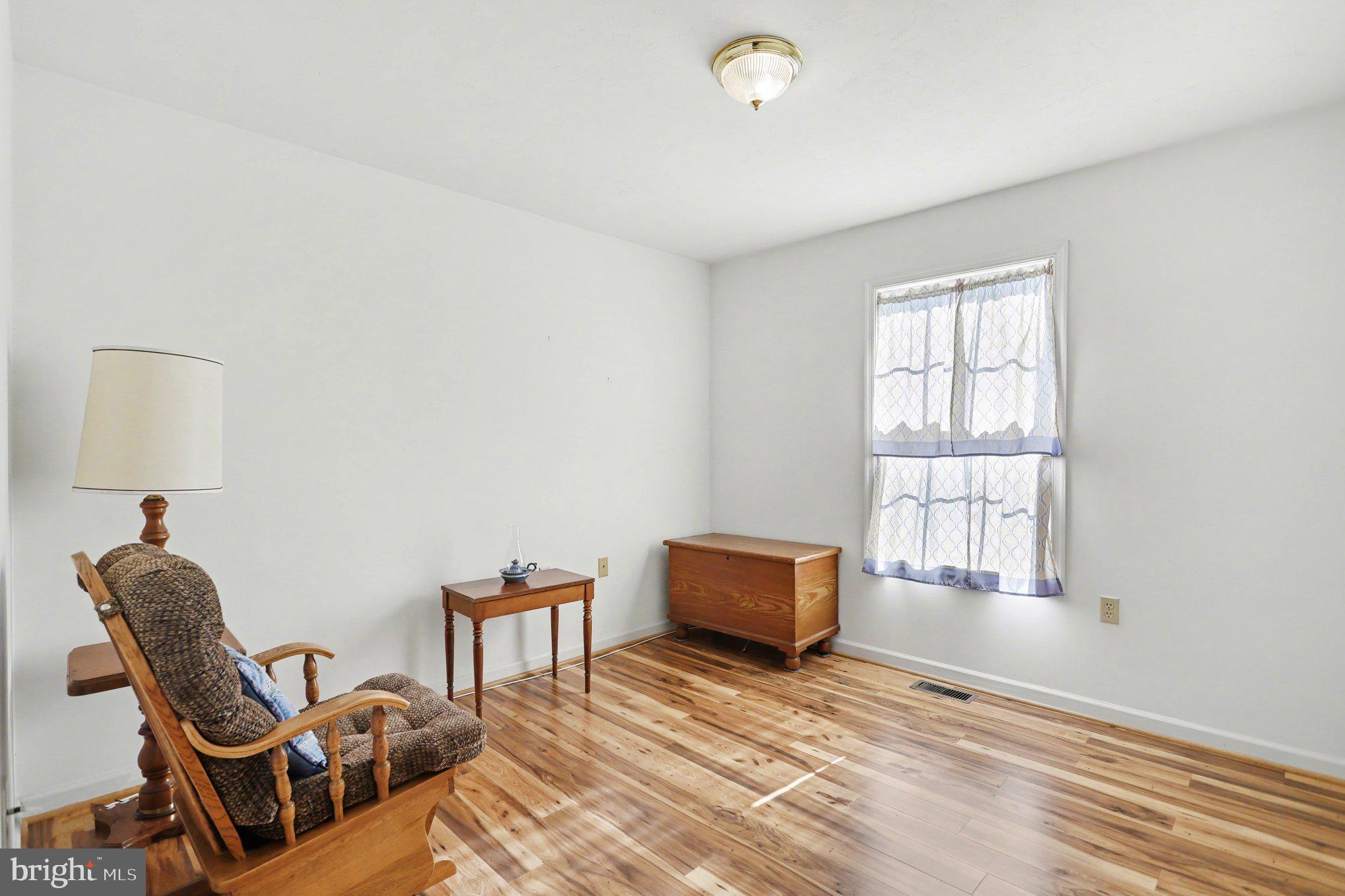 BEAVER COLONY - Residential