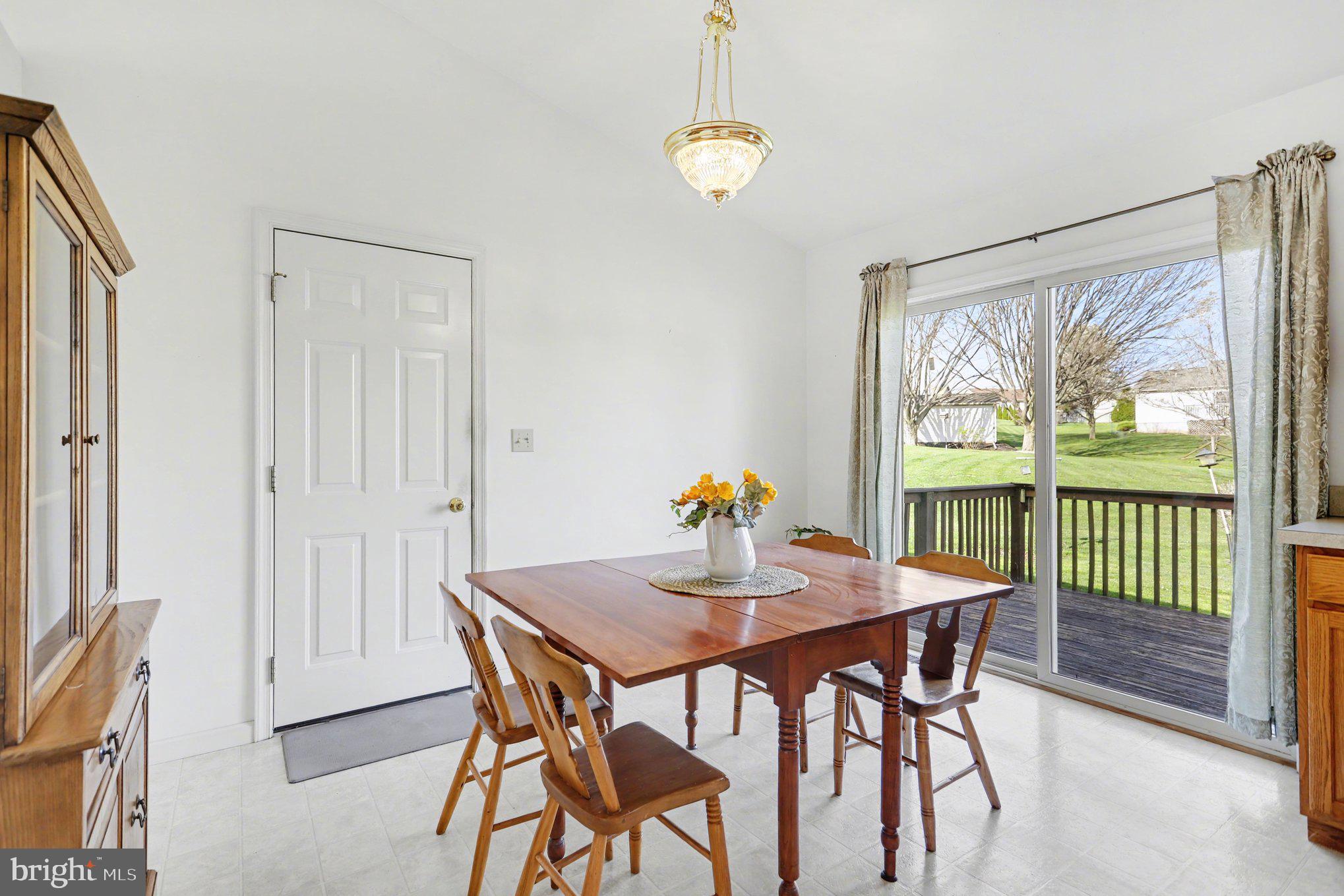 BEAVER COLONY - Residential