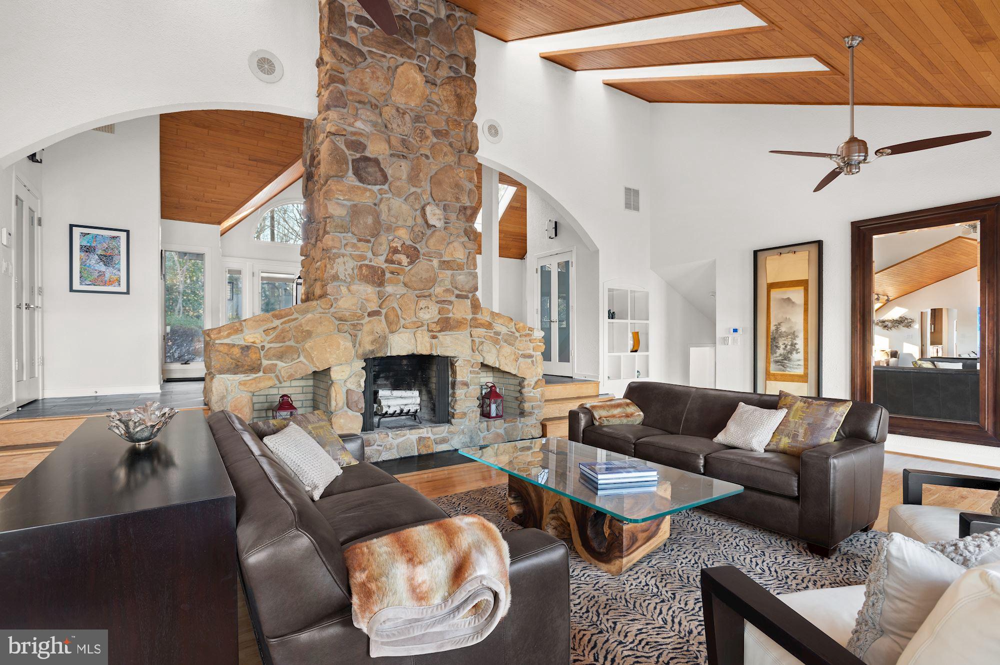 BAYBERRY HILL - Residential