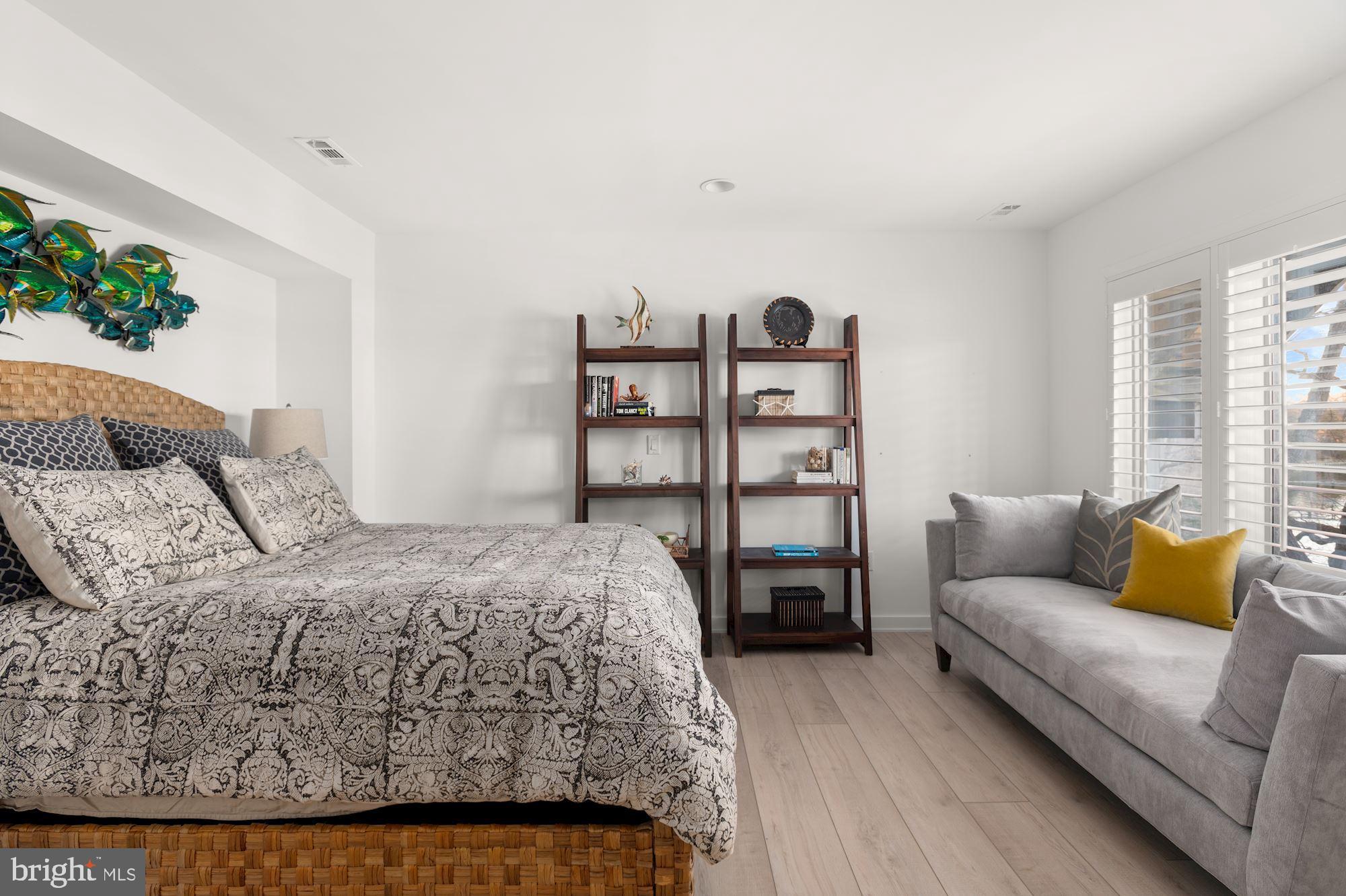 BAYBERRY HILL - Residential