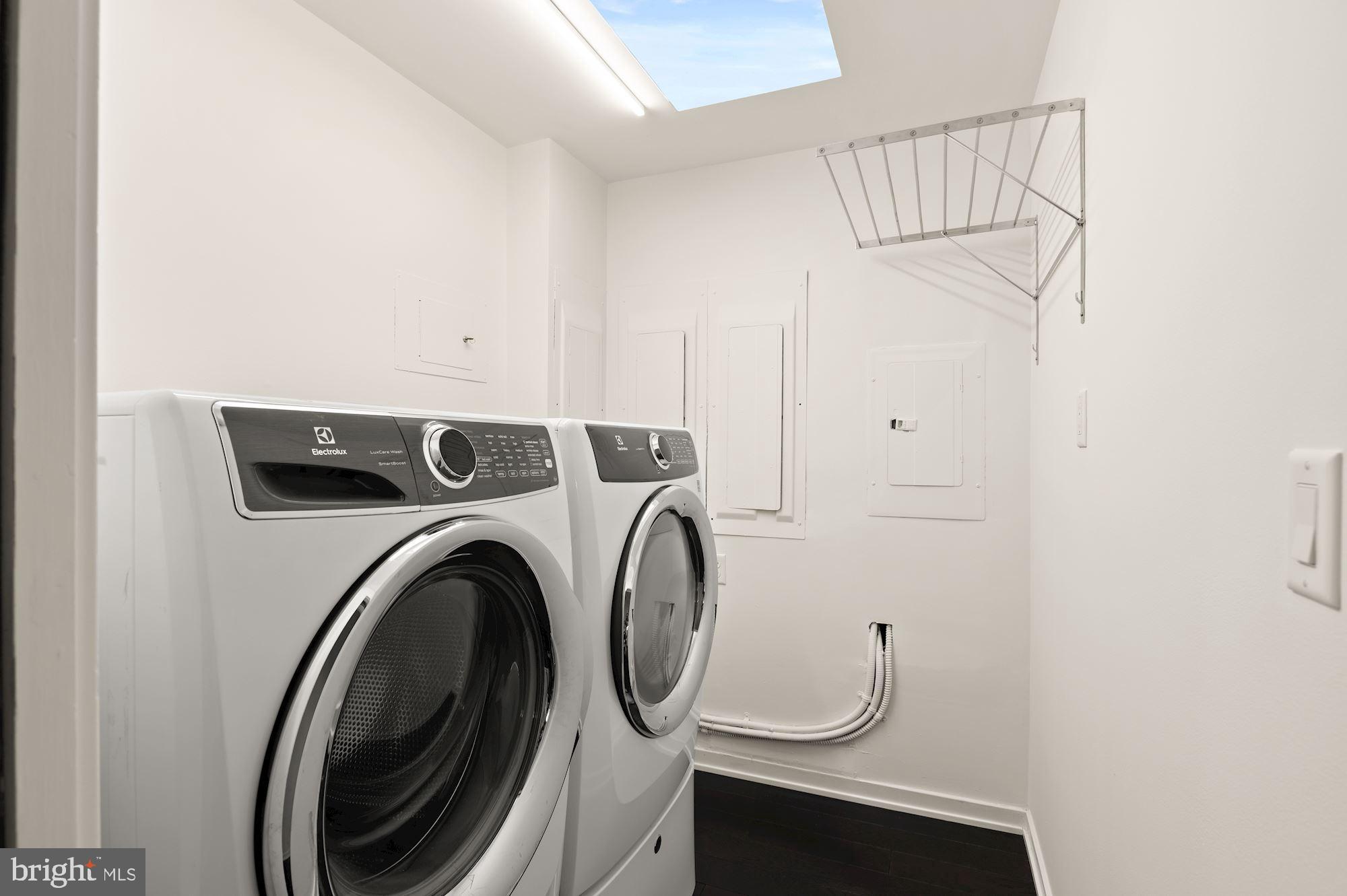 BAYBERRY HILL - Residential