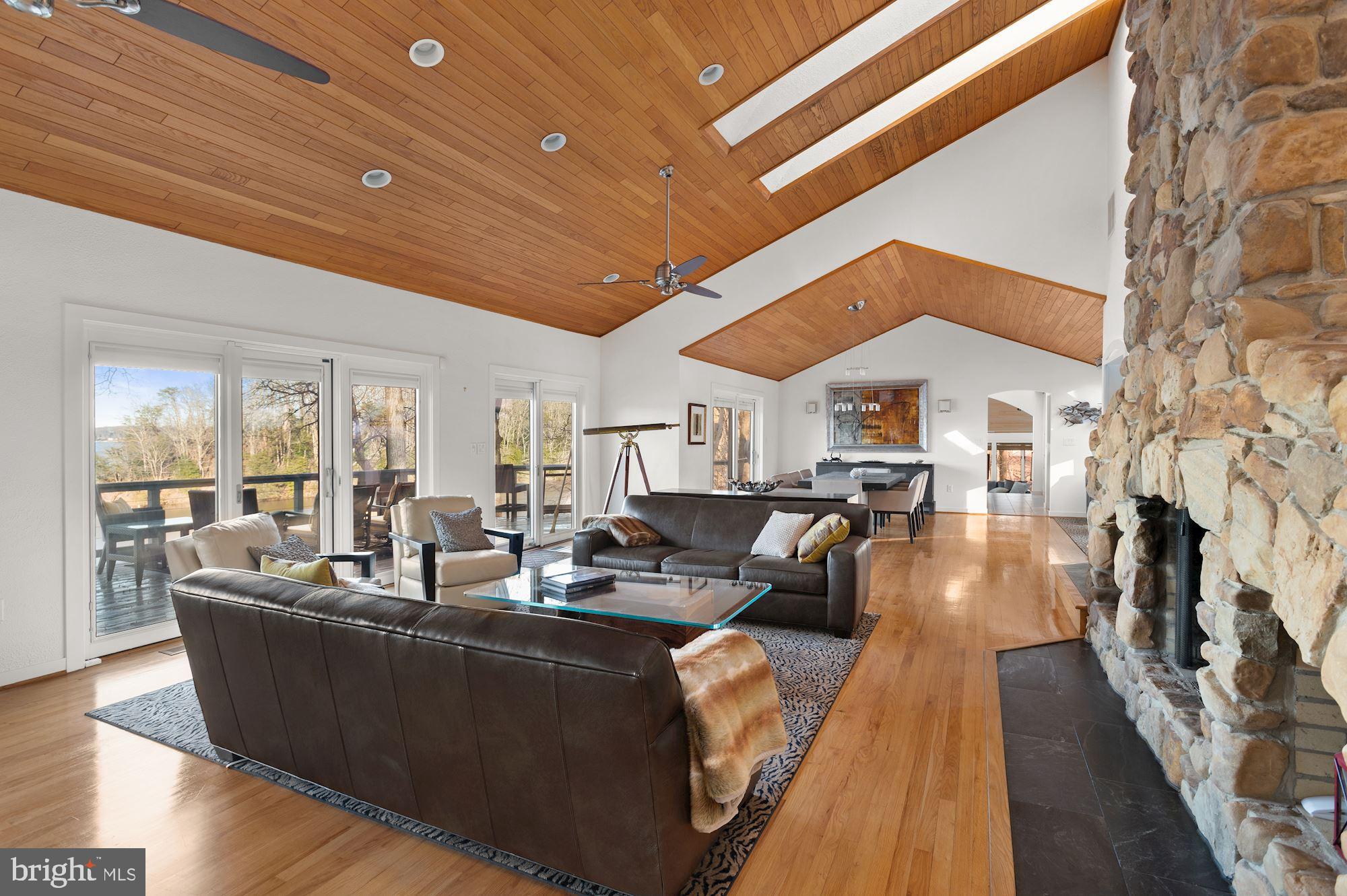 BAYBERRY HILL - Residential