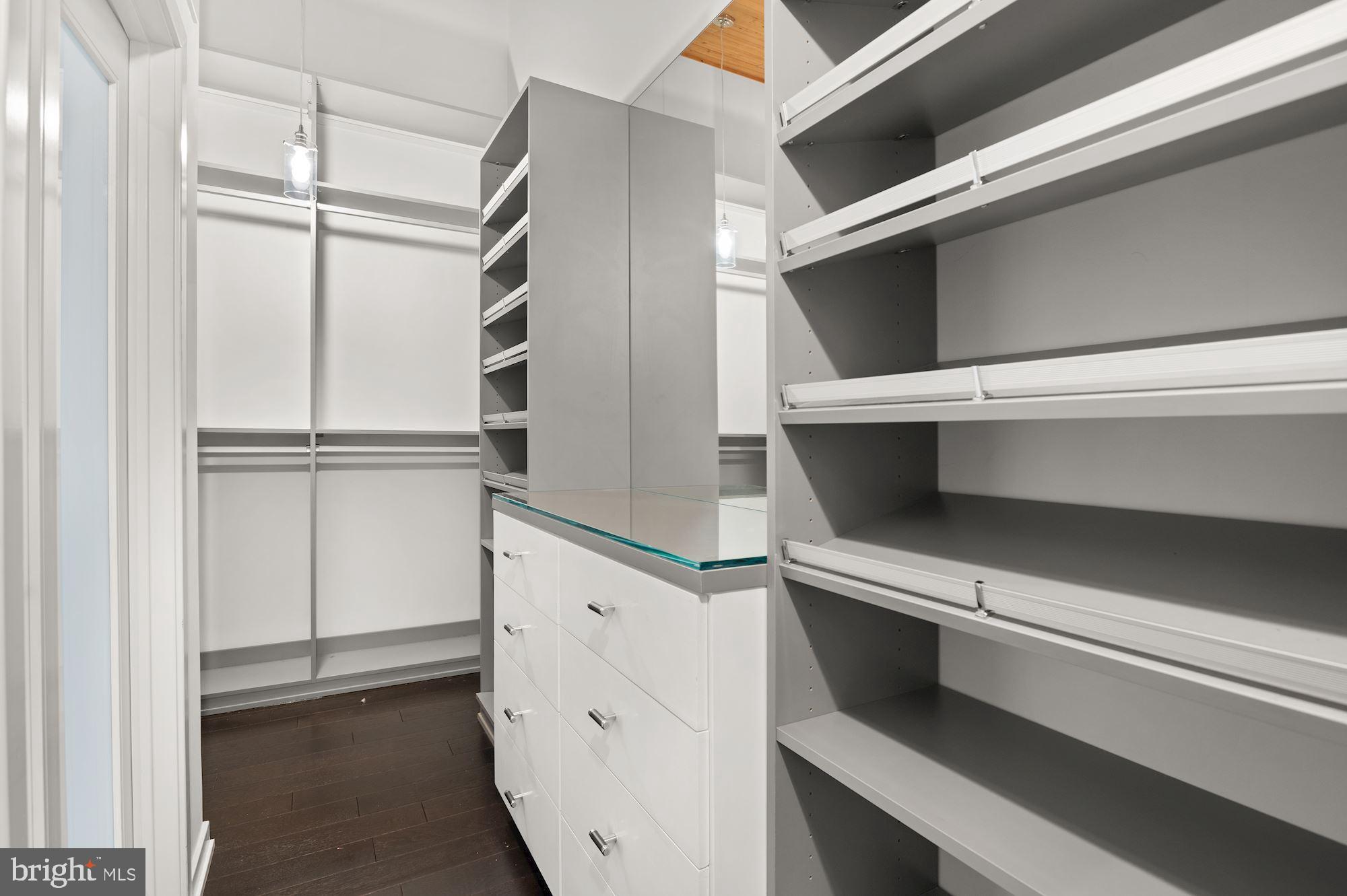 BAYBERRY HILL - Residential