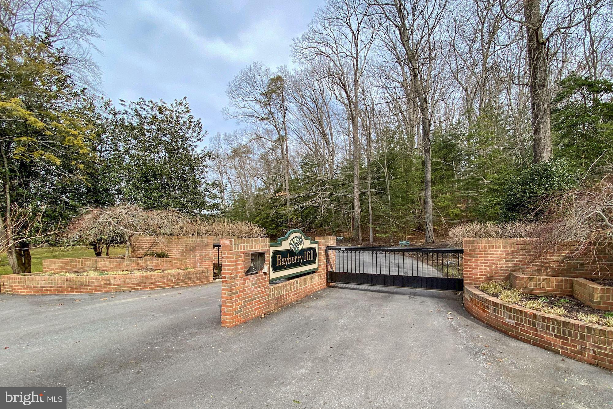 BAYBERRY HILL - Residential