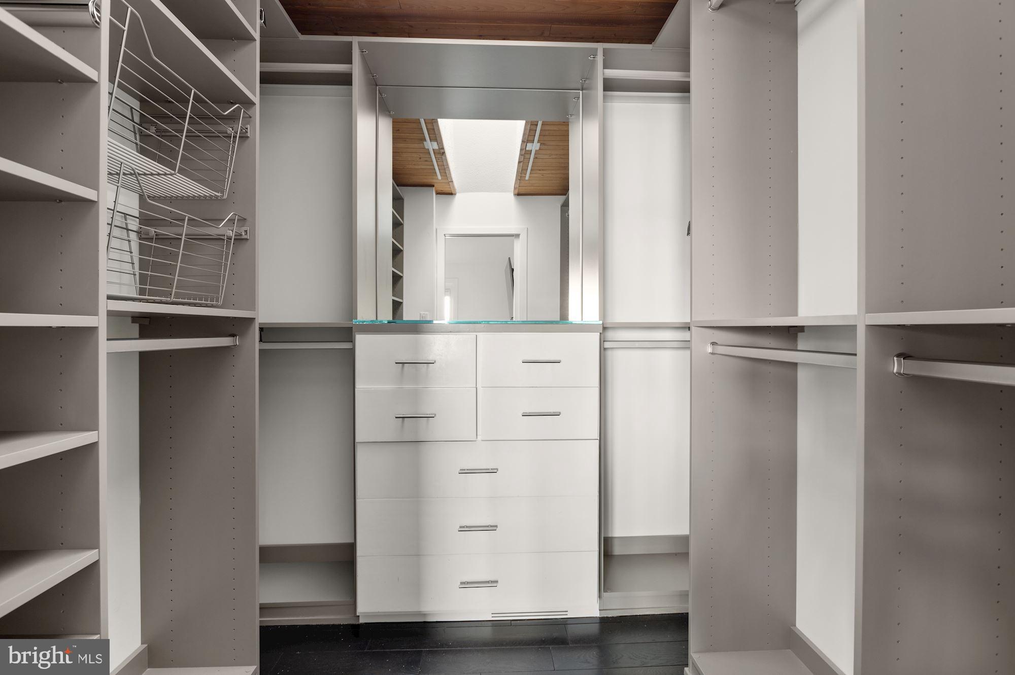 BAYBERRY HILL - Residential