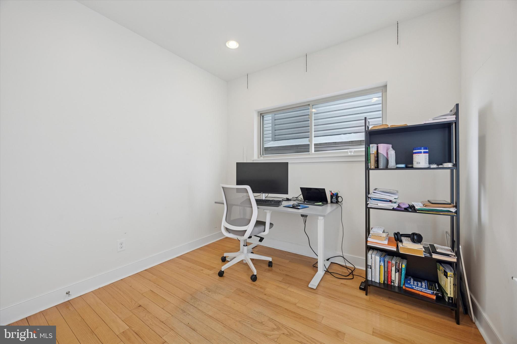 POINT BREEZE - Residential