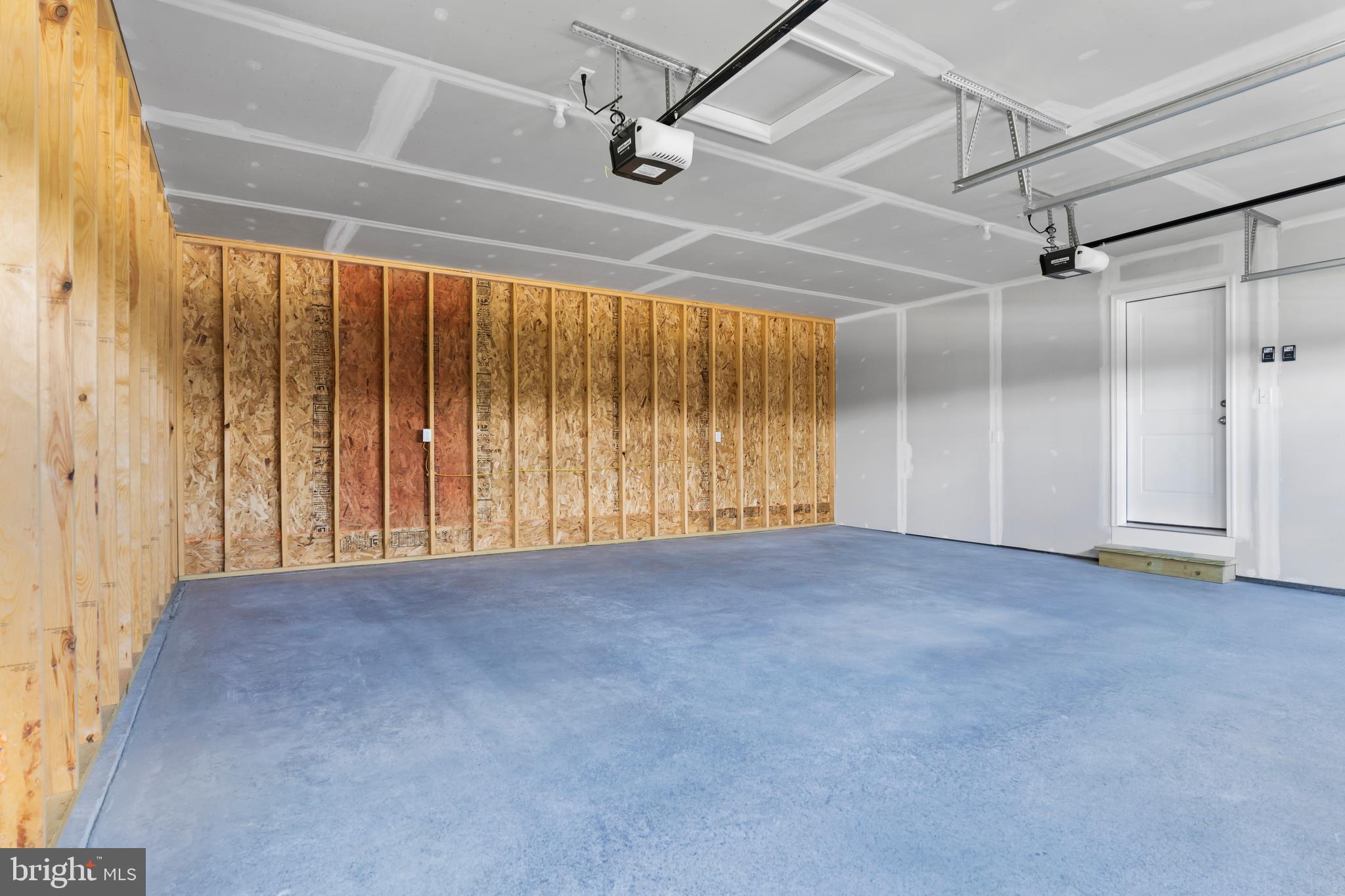 MAIDEN CREEK - Residential