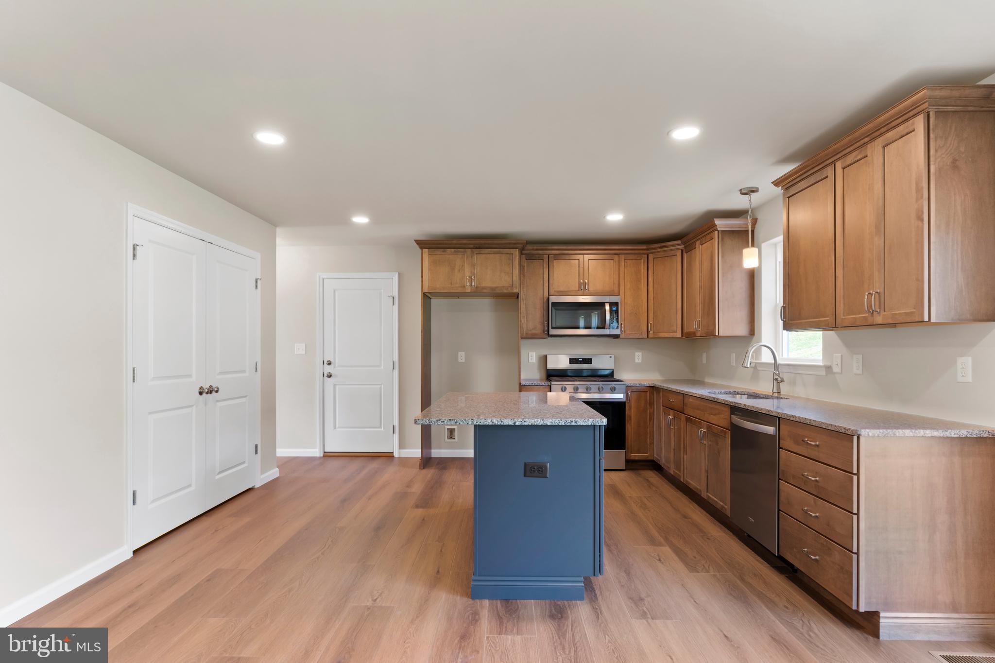 MAIDEN CREEK - Residential