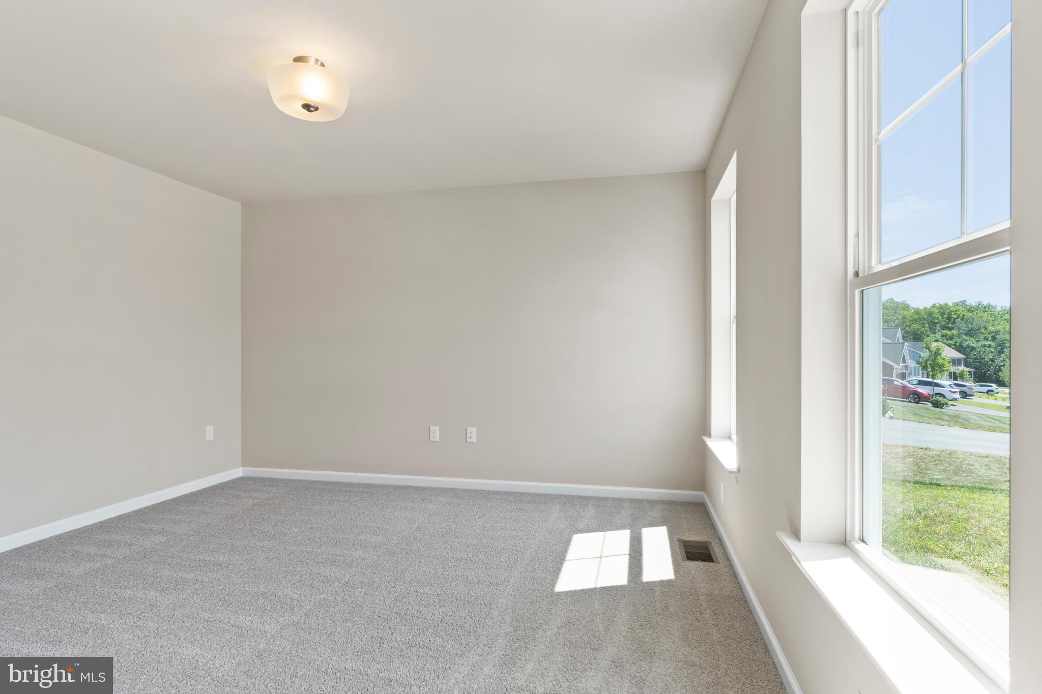 MAIDEN CREEK - Residential