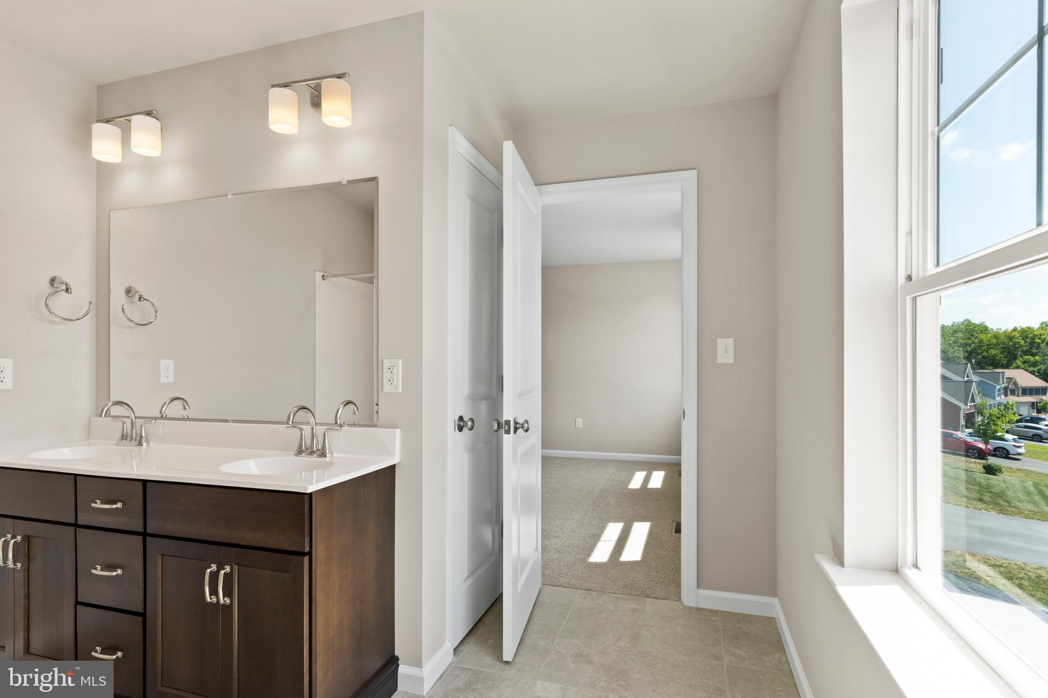 MAIDEN CREEK - Residential