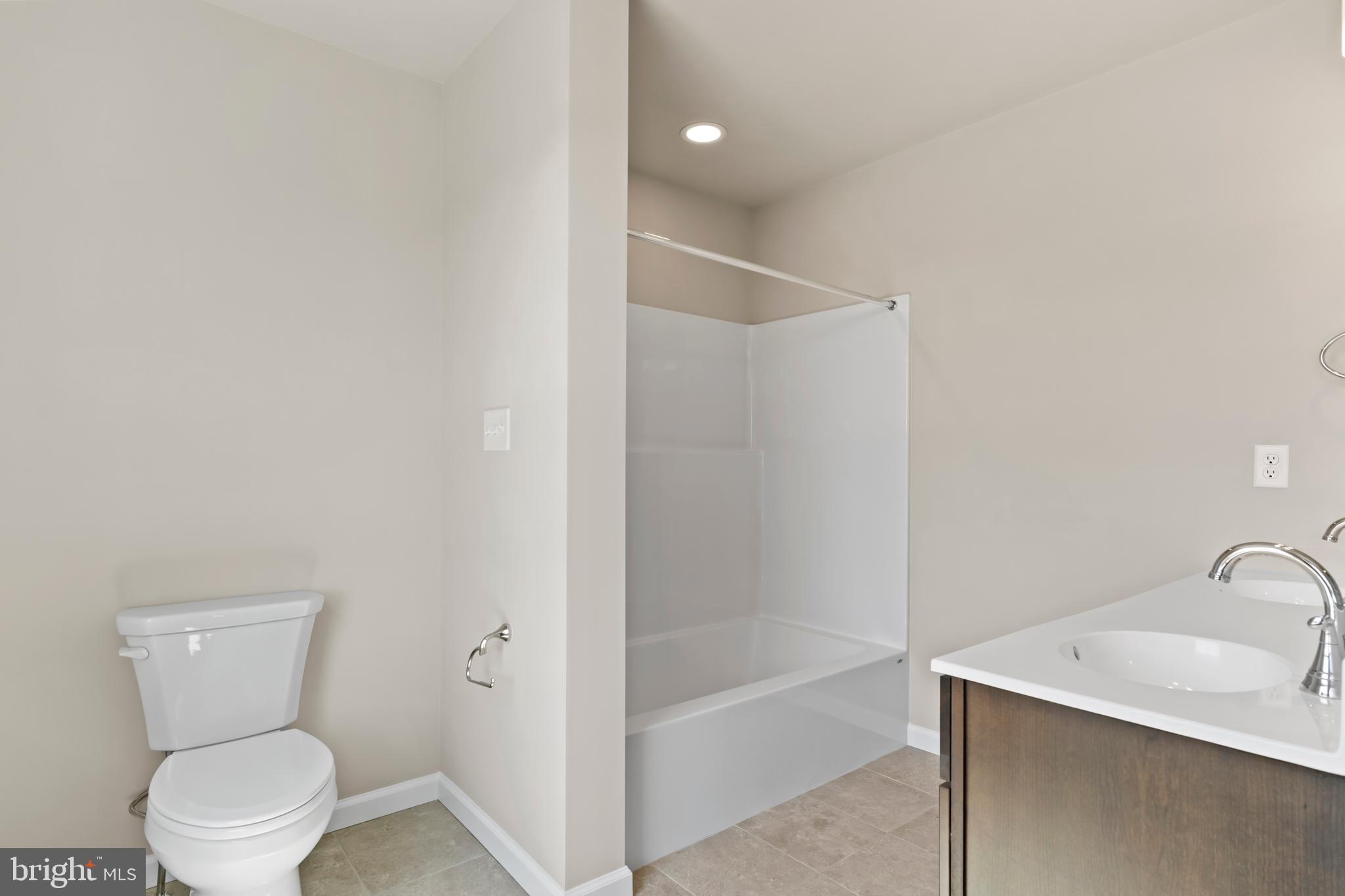 MAIDEN CREEK - Residential