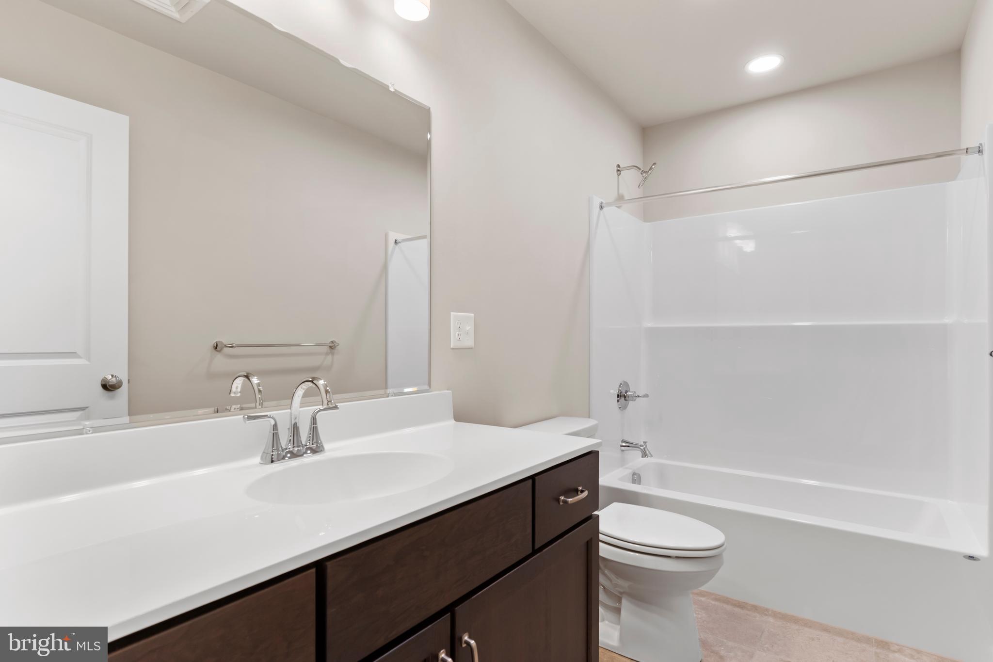 MAIDEN CREEK - Residential