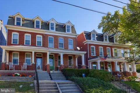 Photo of 305 N 7th Street, COLUMBIA, PA 17512 (MLS # PALA2078380)