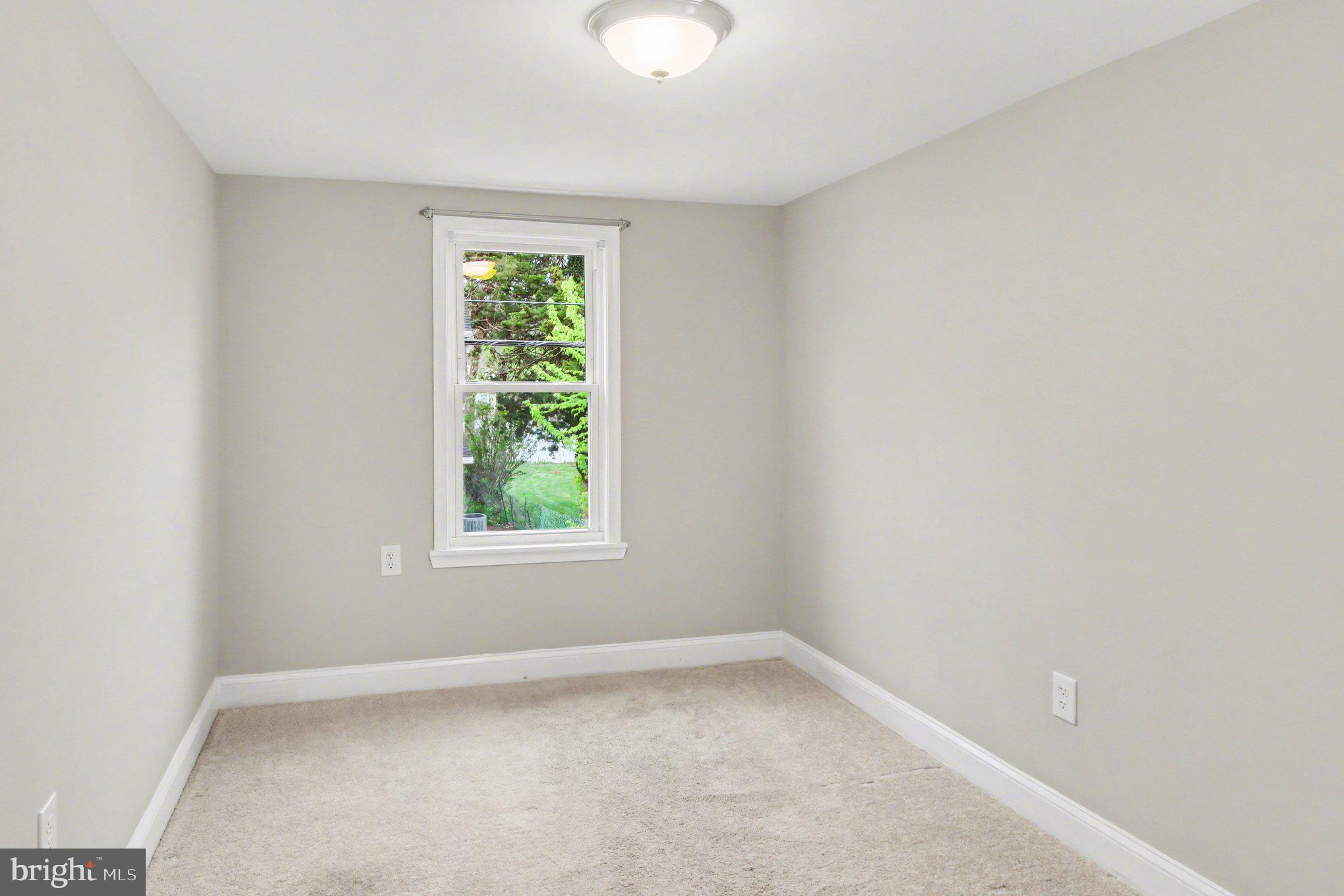 GLENSIDE - Residential