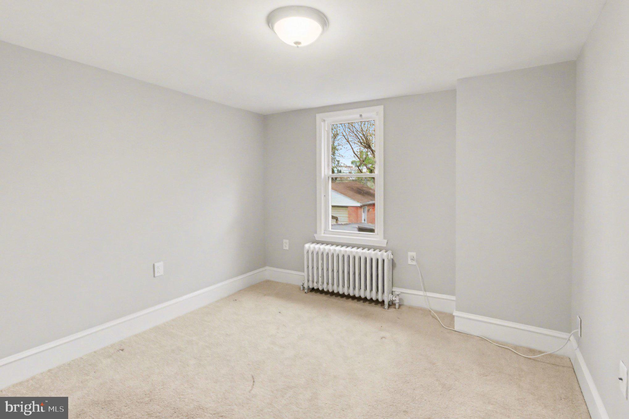 GLENSIDE - Residential