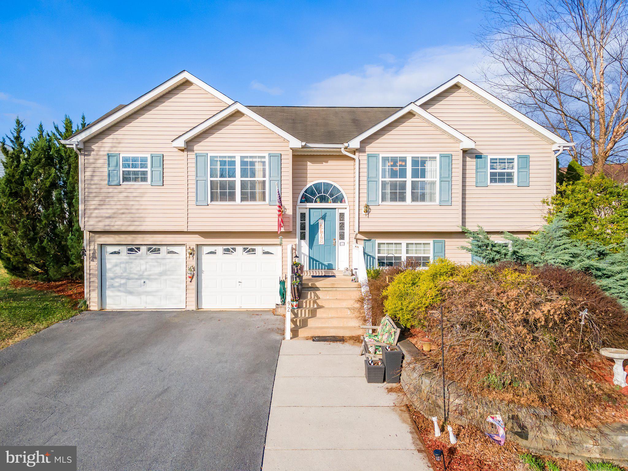 RIDGEFIELD - Residential