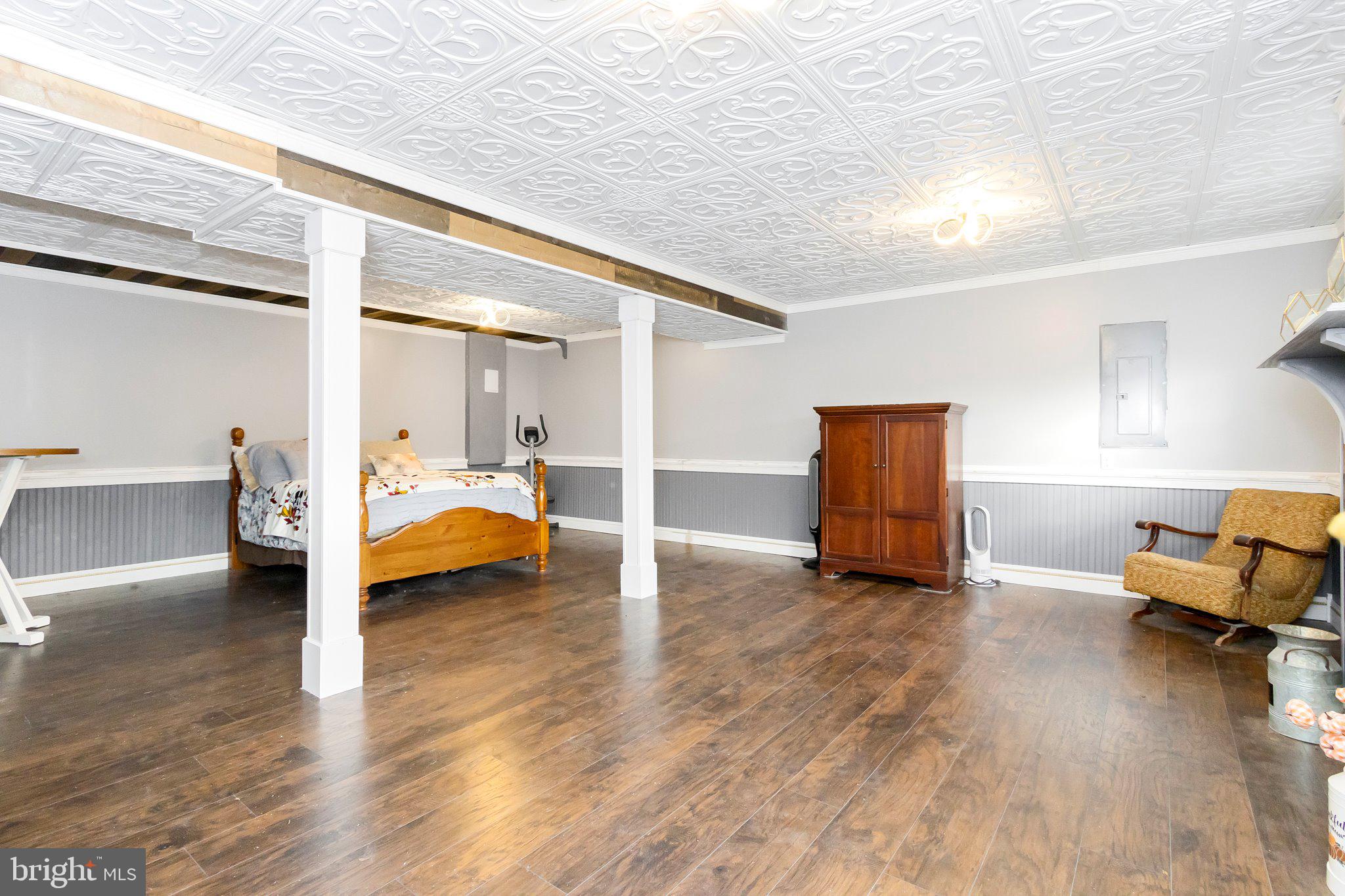 RIDGEFIELD - Residential