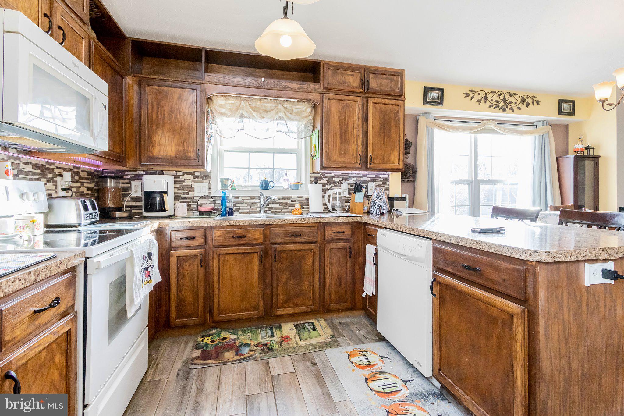 RIDGEFIELD - Residential