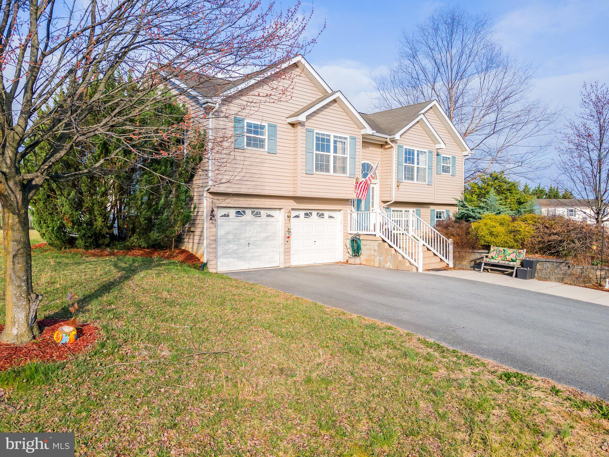 RIDGEFIELD - Residential