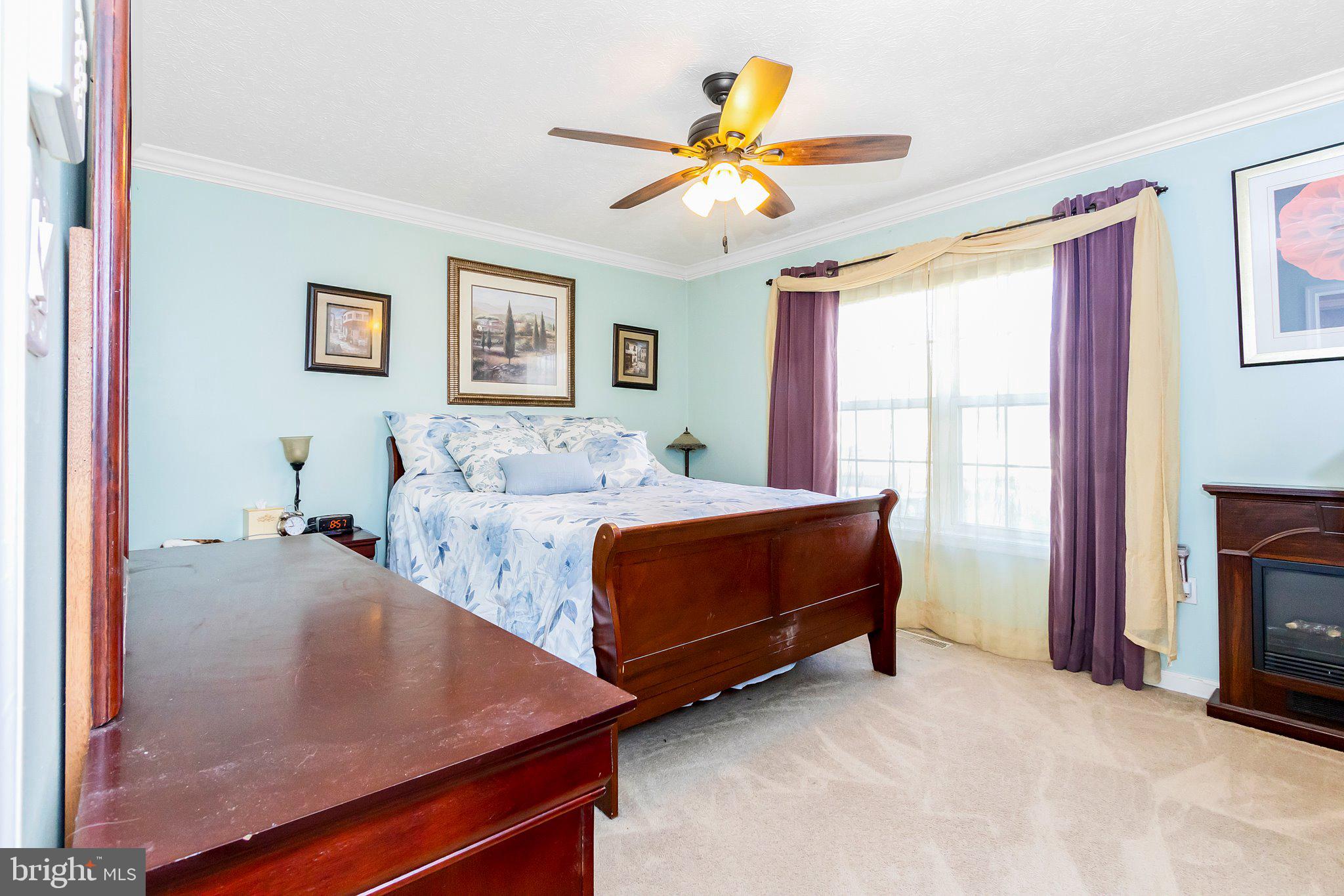 RIDGEFIELD - Residential