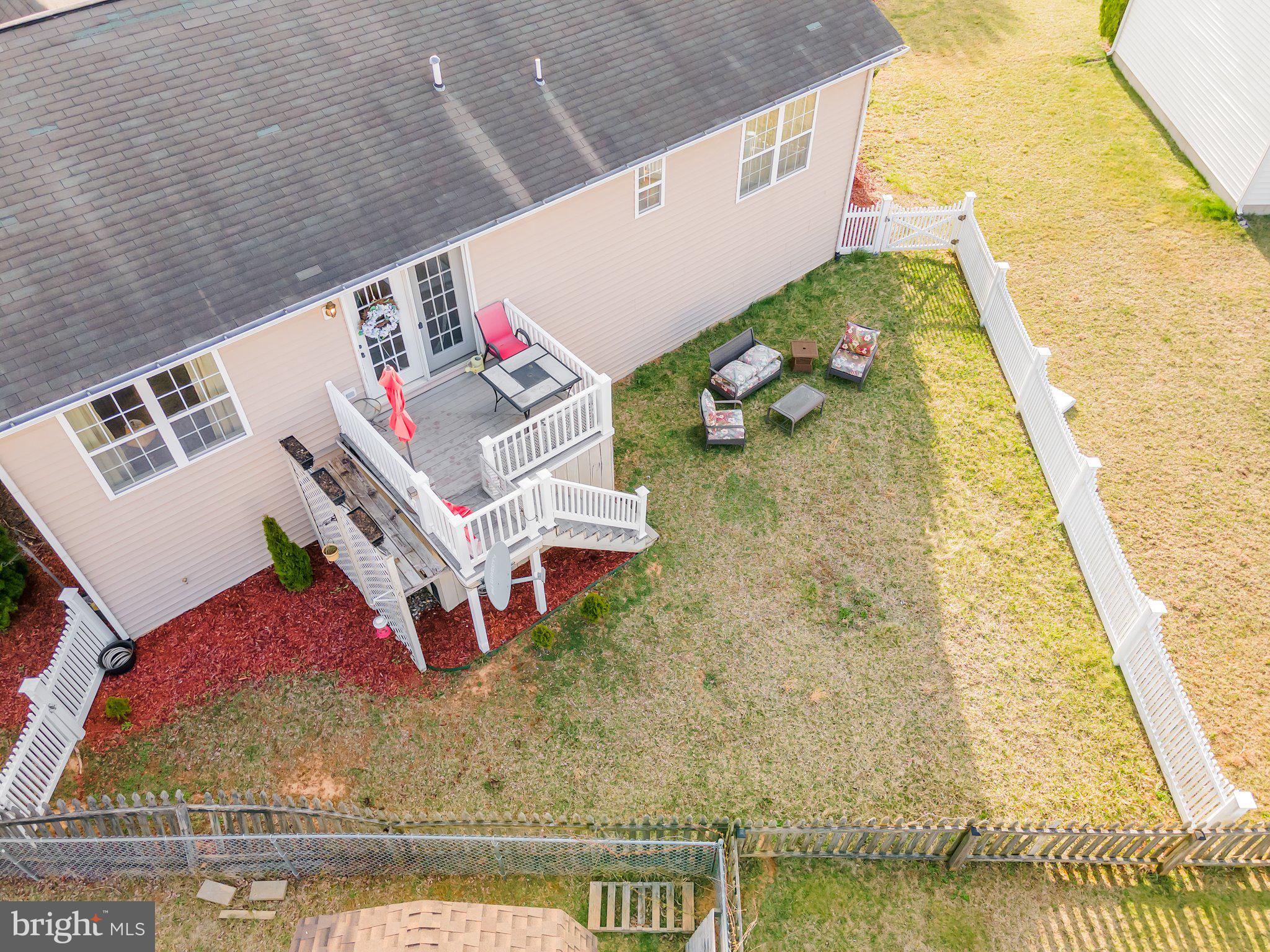 RIDGEFIELD - Residential